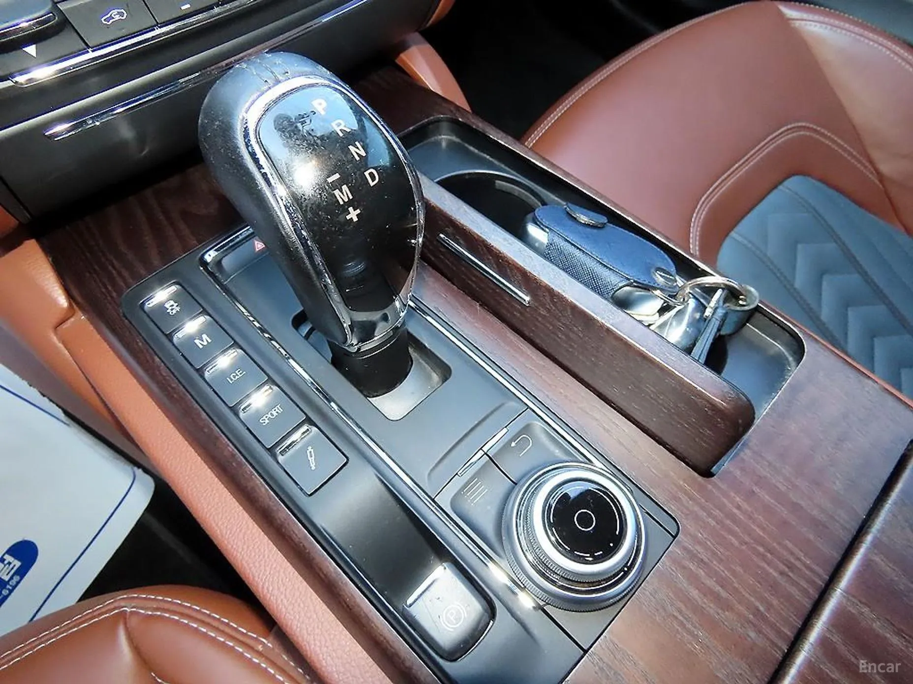 Maserati Quattroporte превью 10