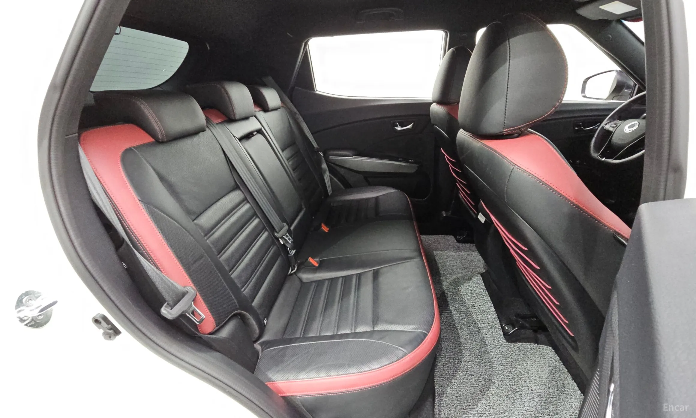 KG Mobility (SsangYong) Berry New Tivoli превью 11