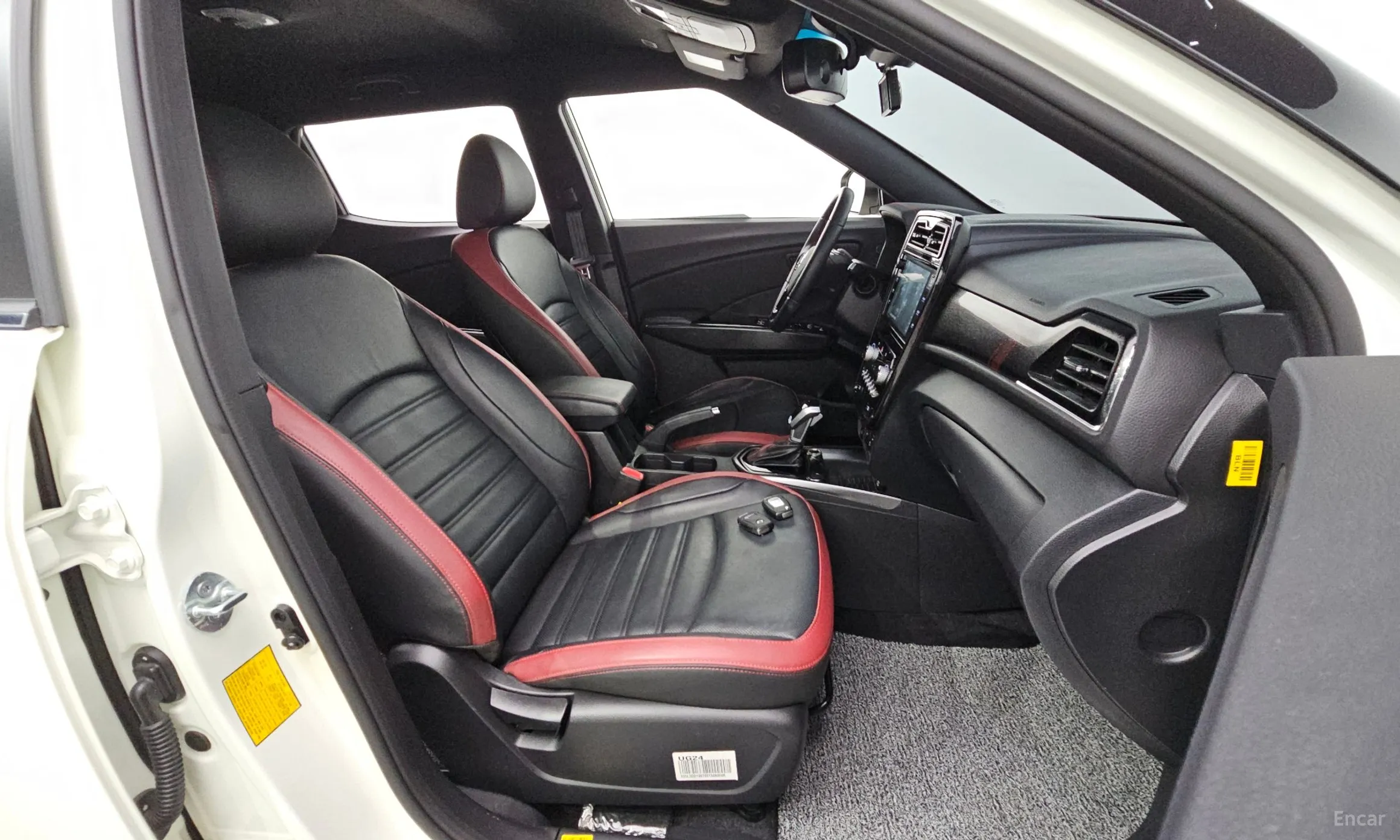 KG Mobility (SsangYong) Berry New Tivoli превью 12