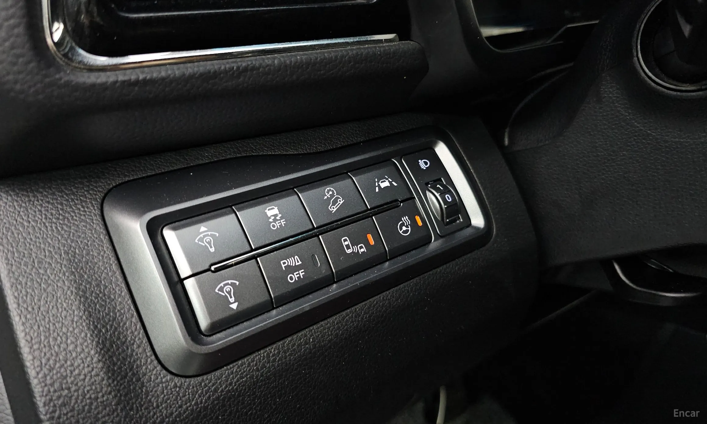 KG Mobility (SsangYong) Berry New Tivoli превью 17