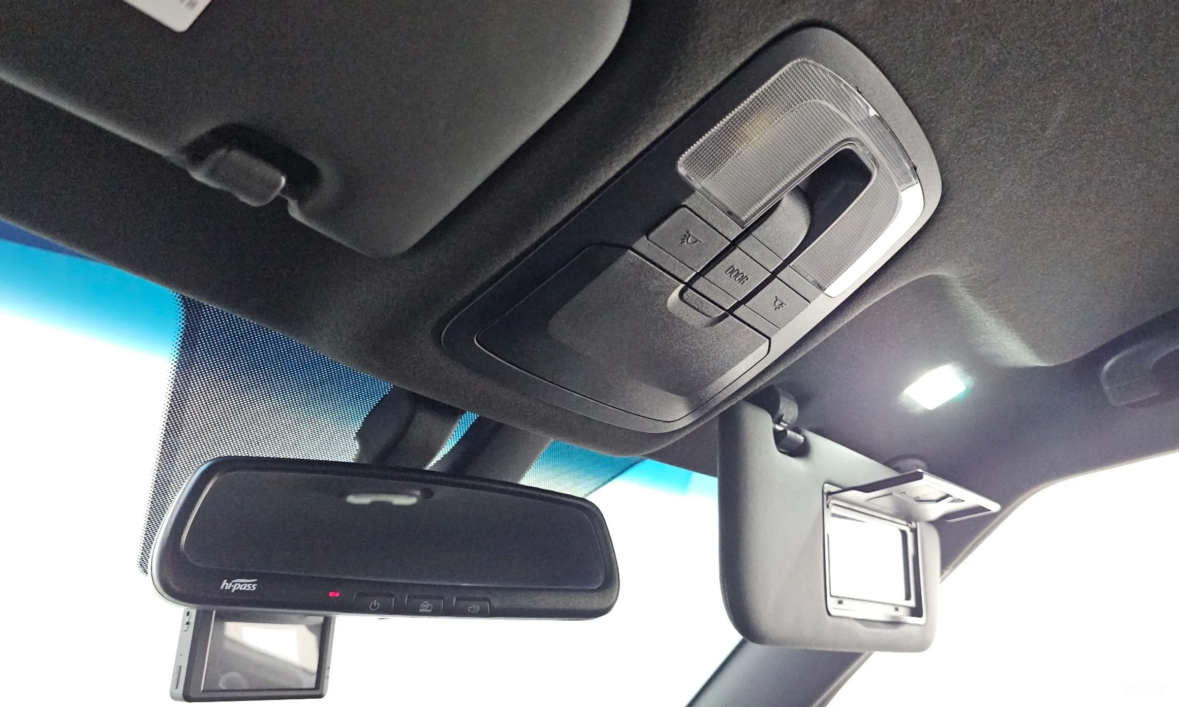 KG Mobility (SsangYong) Berry New Tivoli превью 19