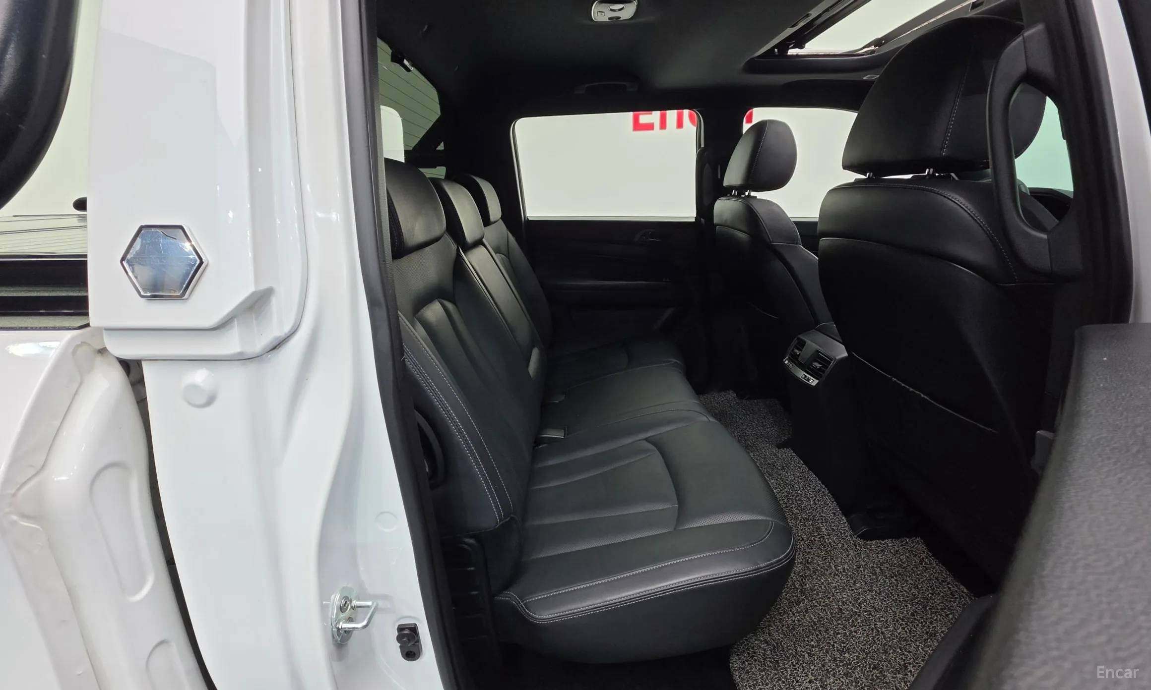 KG Mobility (SsangYong) Rexton Sports Khan превью 19