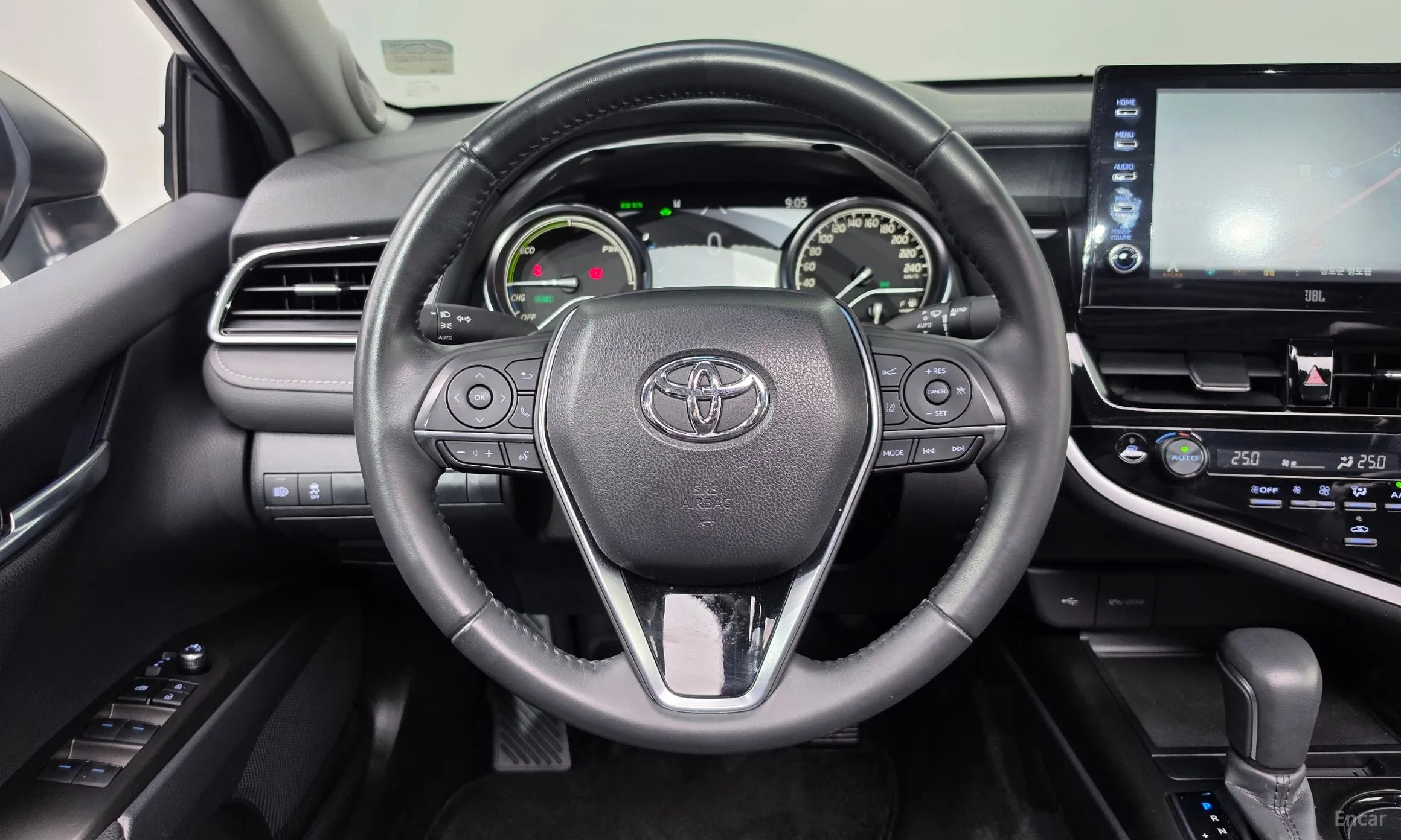 Toyota Camry (XV70) превью 13