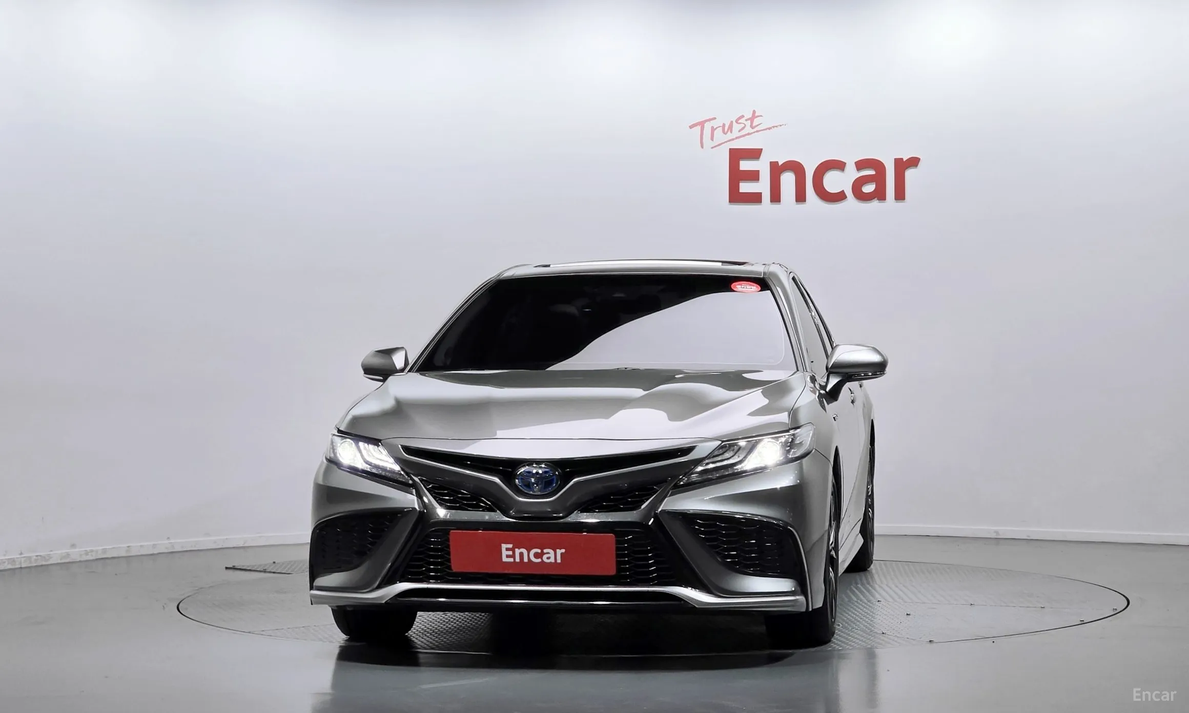 Toyota Camry (XV70) превью 3