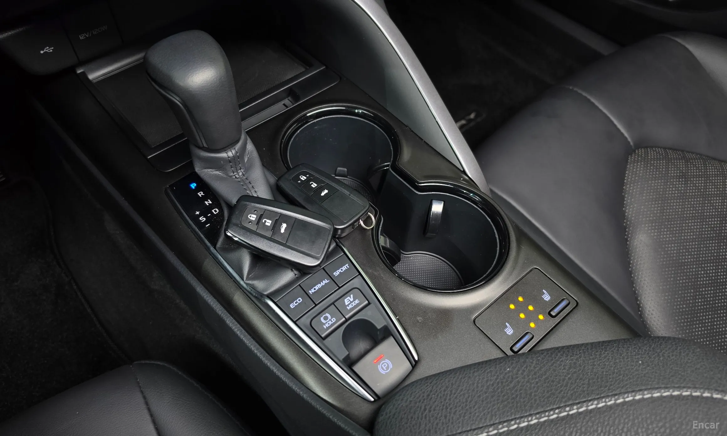 Toyota Camry (XV70) превью 9