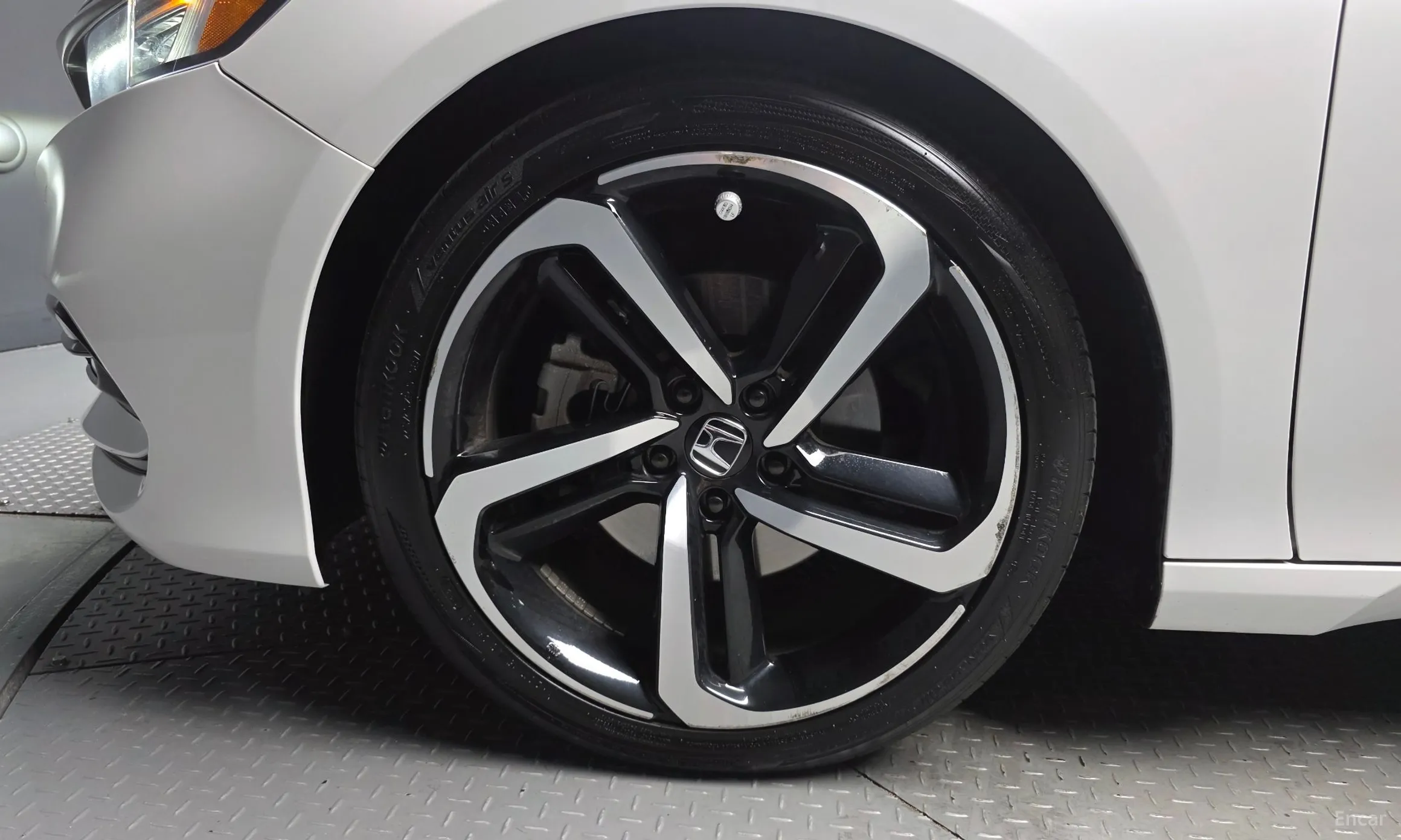 Honda Accord 10th Generation превью 5