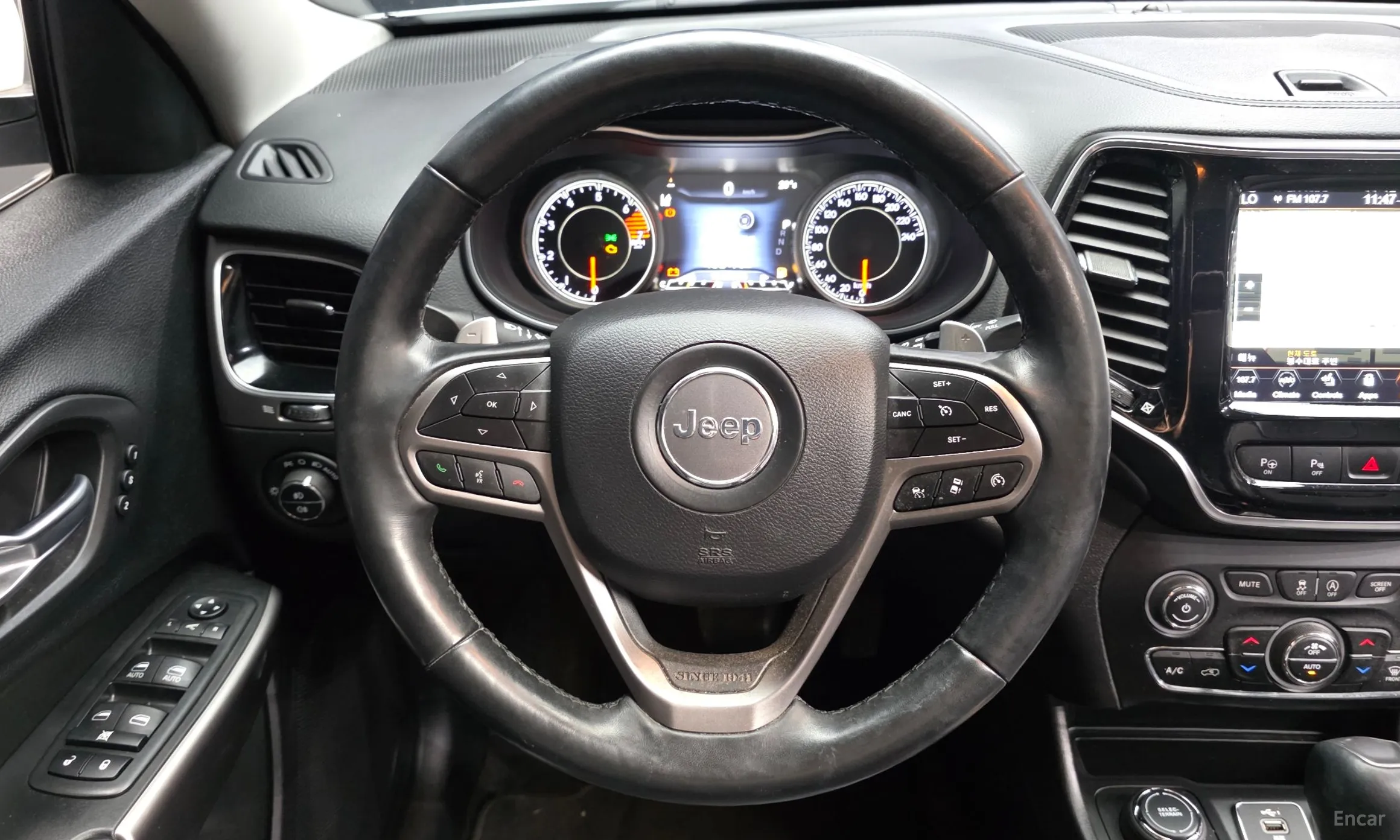 Jeep Cherokee (KL) превью 13