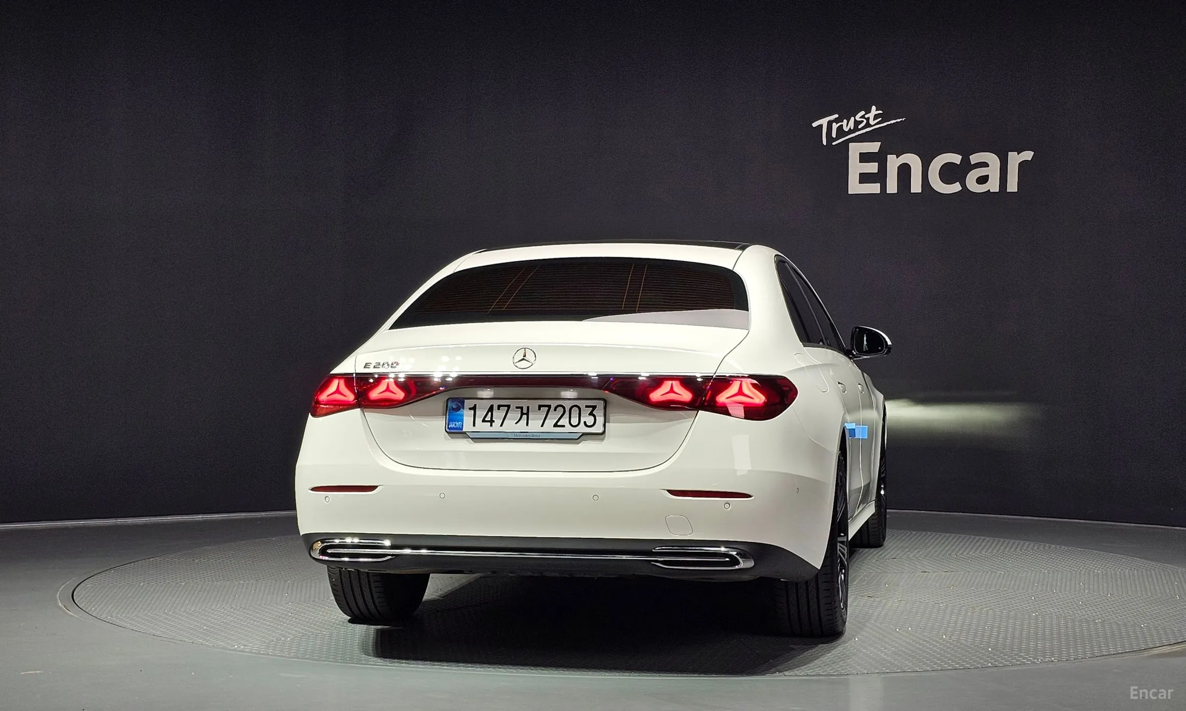 Mercedes Benz E-Class W214 превью 4