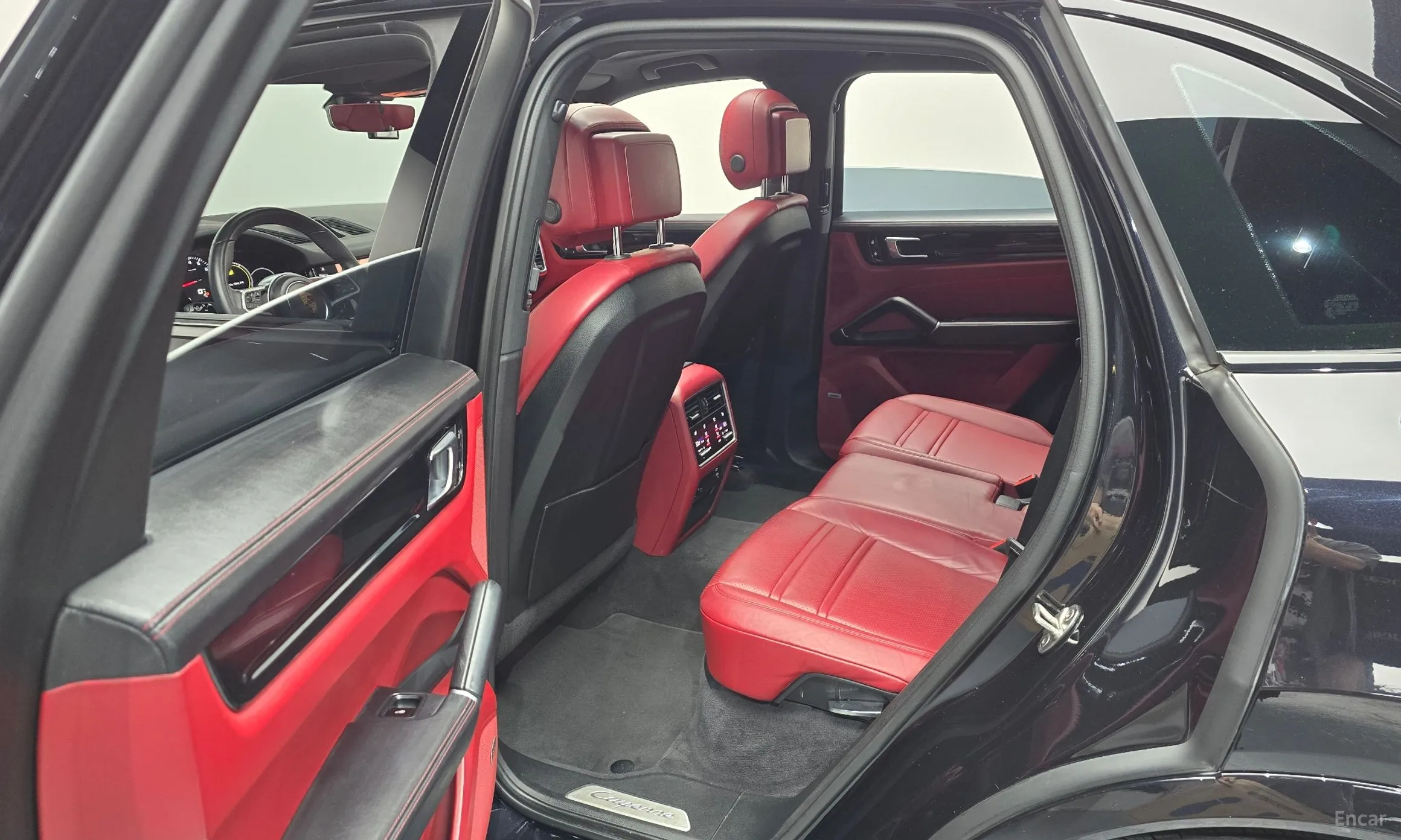 Porsche Cayenne (PO536) превью 11