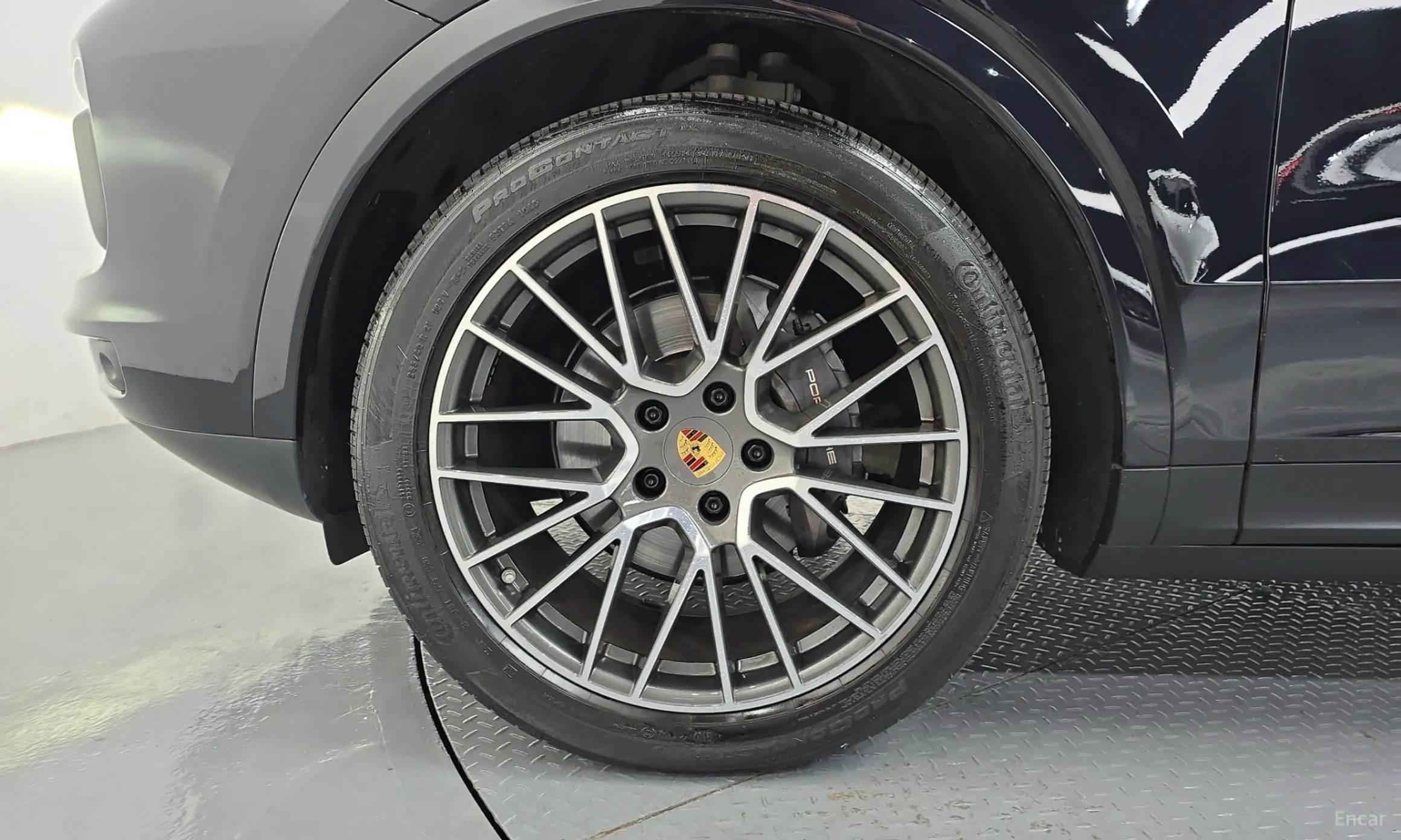 Porsche Cayenne (PO536) превью 5
