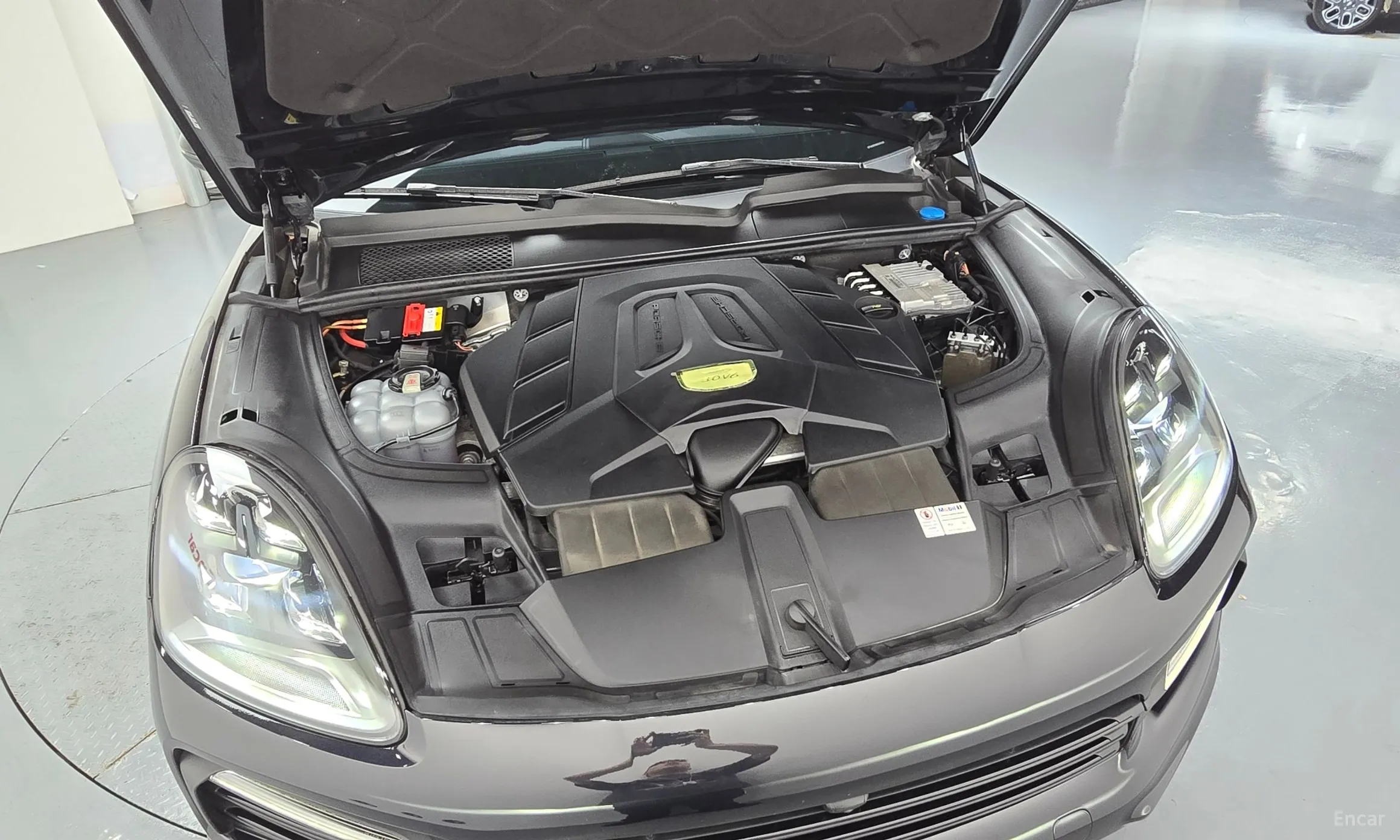 Porsche Cayenne (PO536) превью 6