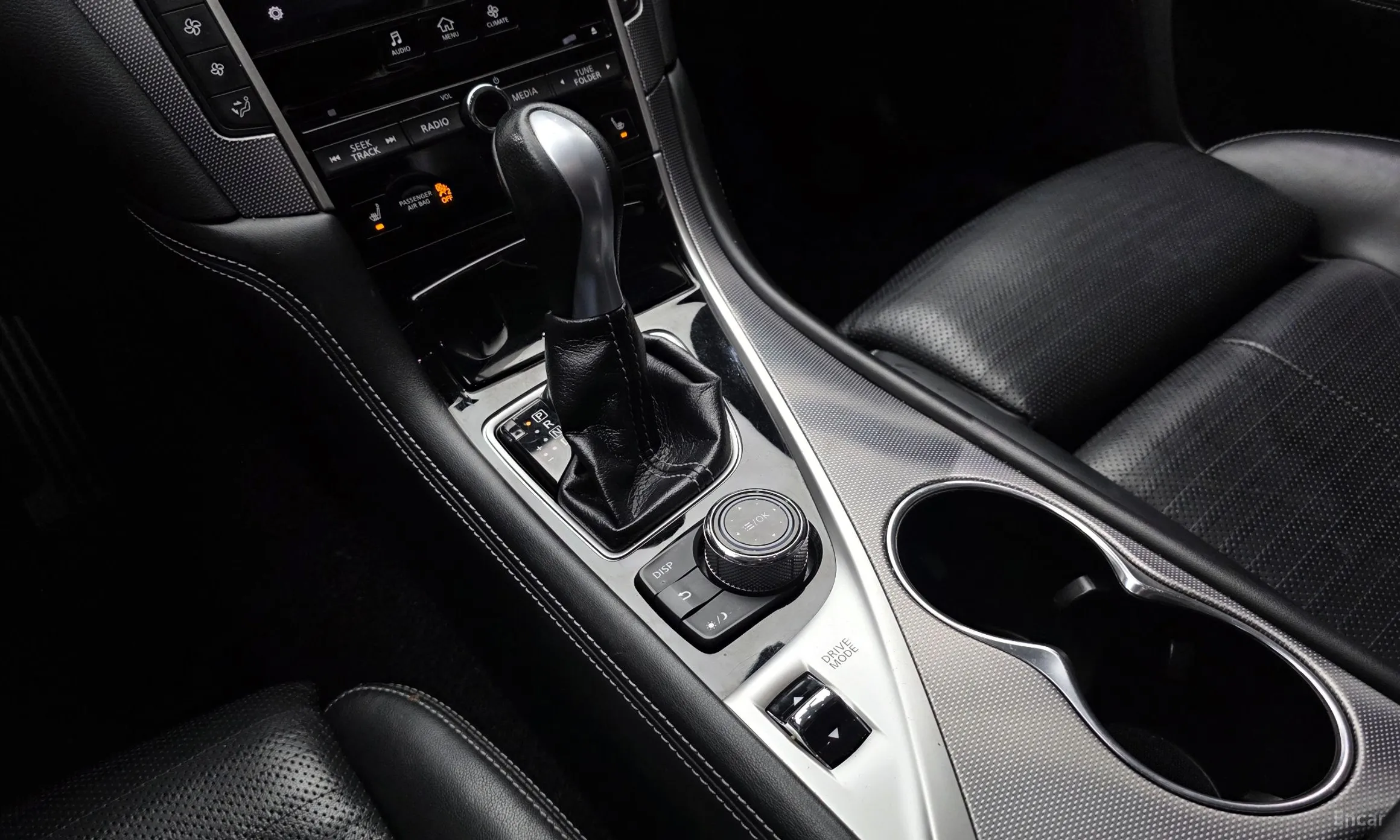 Infiniti Q50 превью 9