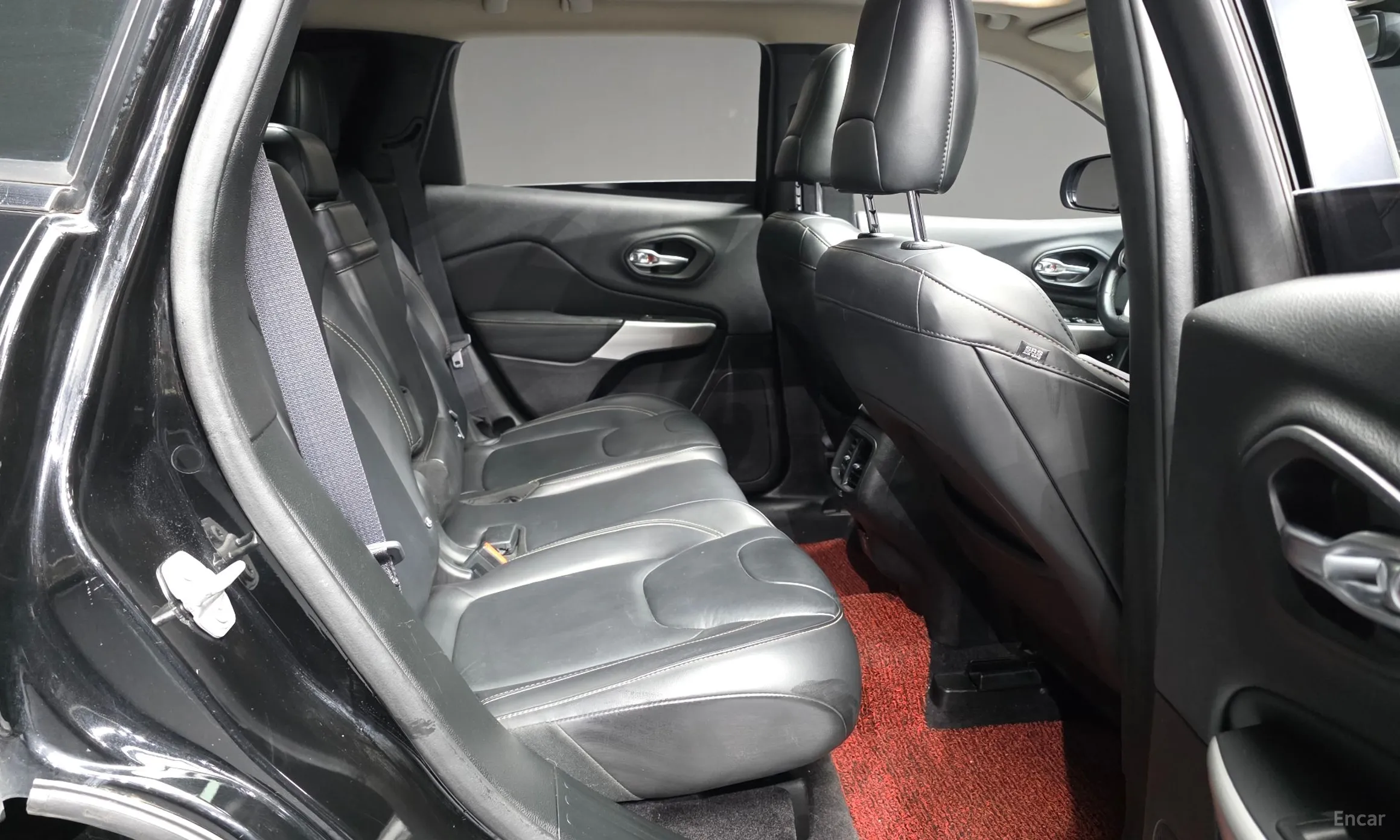 Jeep Cherokee (KL) превью 12