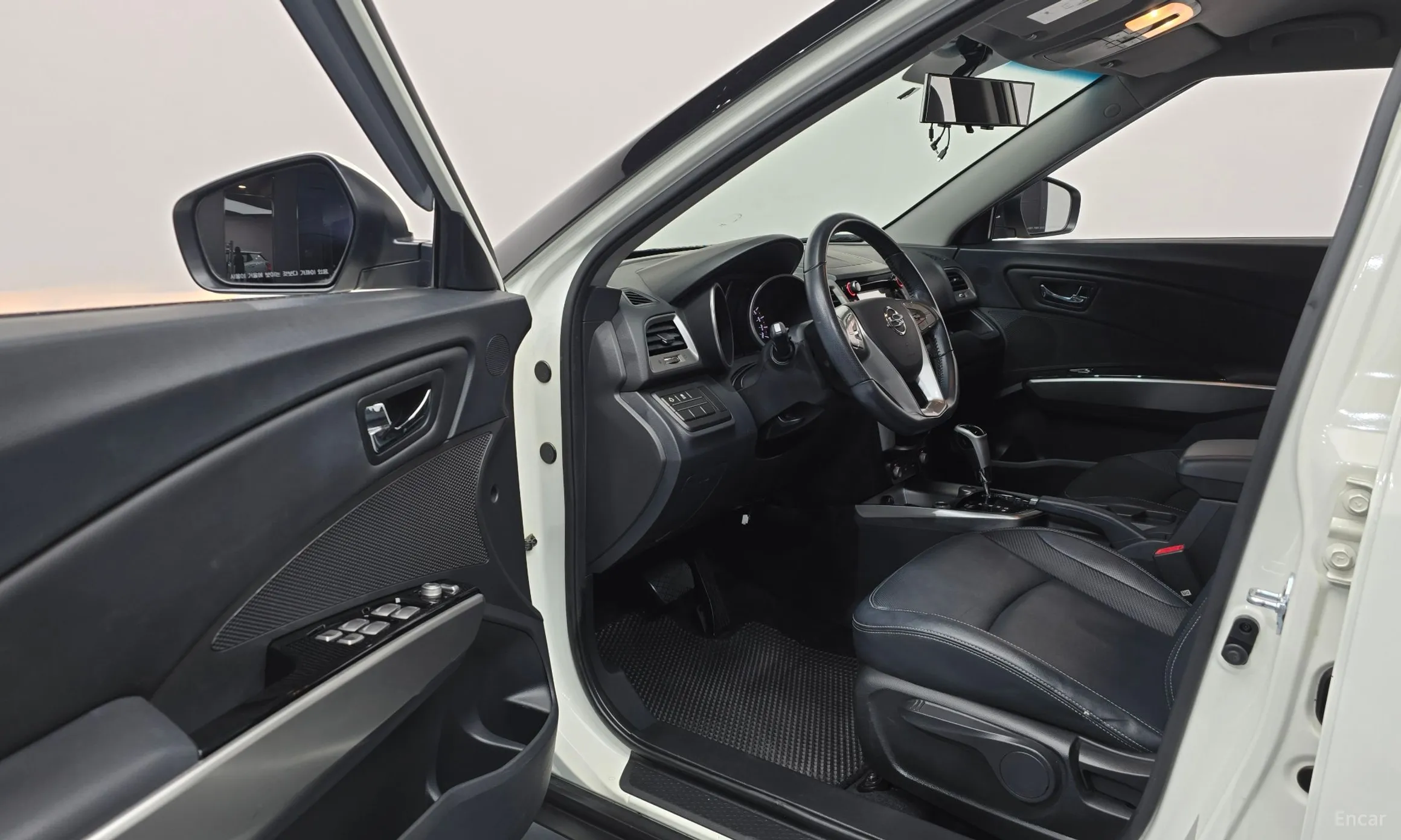 KG Mobility (SsangYong) Tivoli, Lazio превью 10
