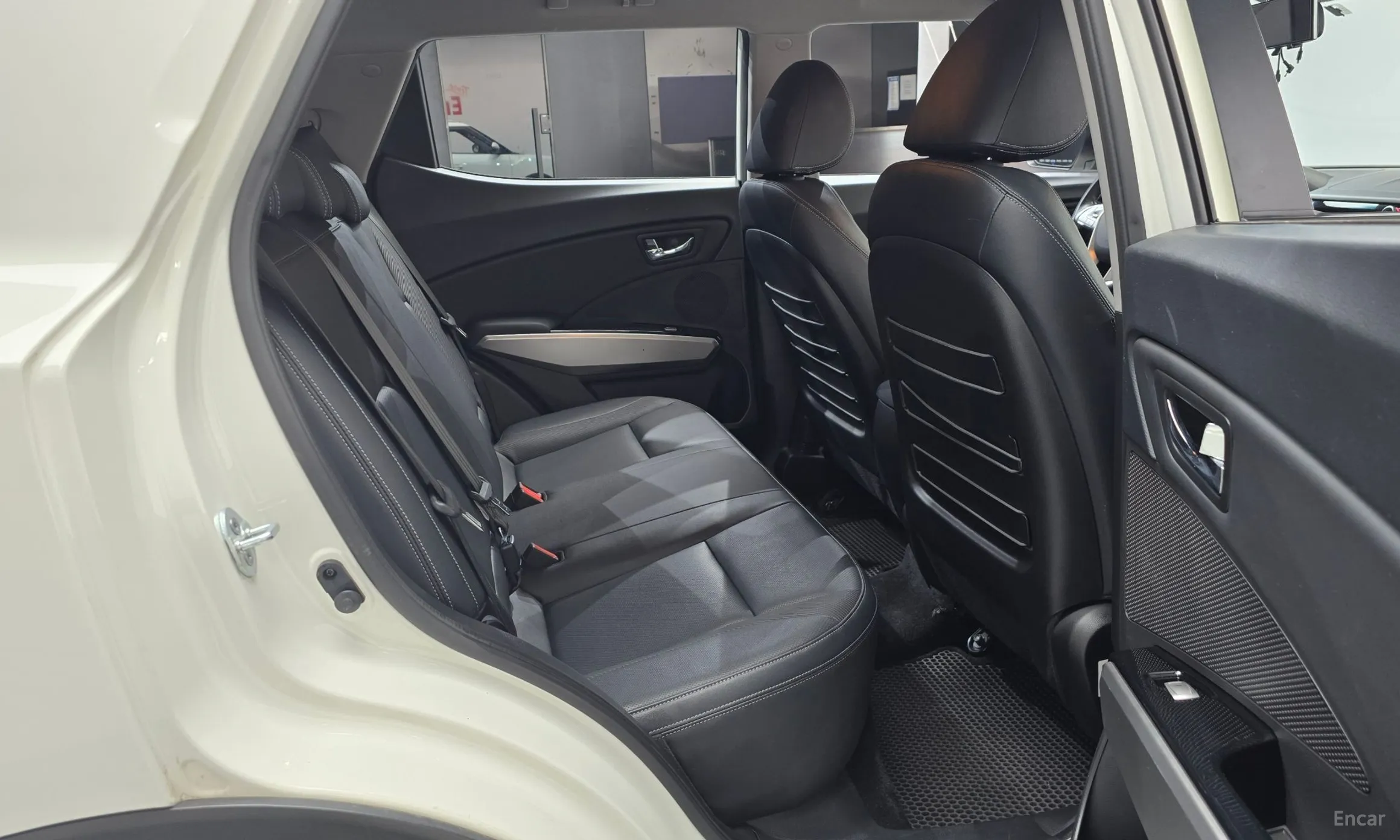 KG Mobility (SsangYong) Tivoli, Lazio превью 11