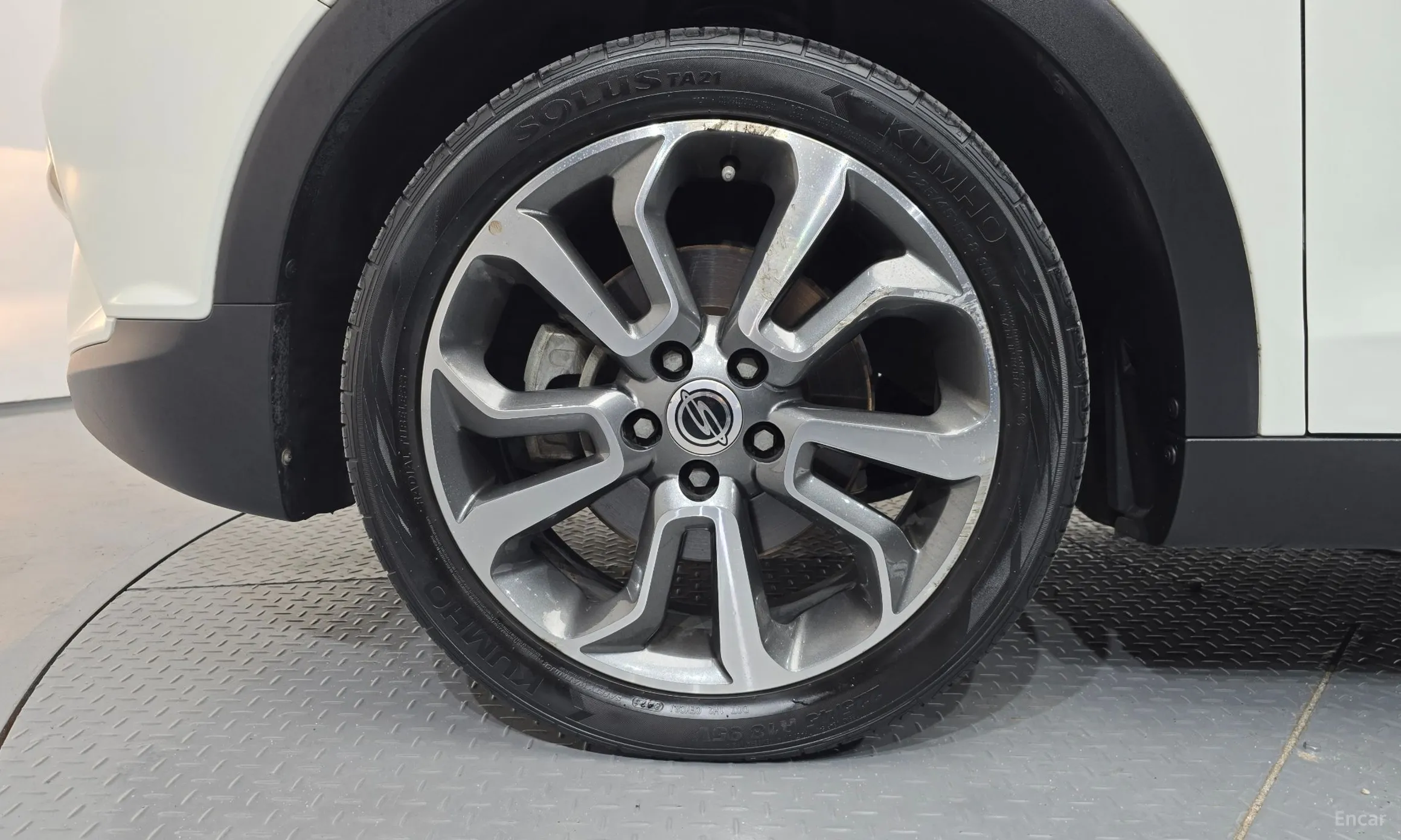 KG Mobility (SsangYong) Tivoli, Lazio превью 5