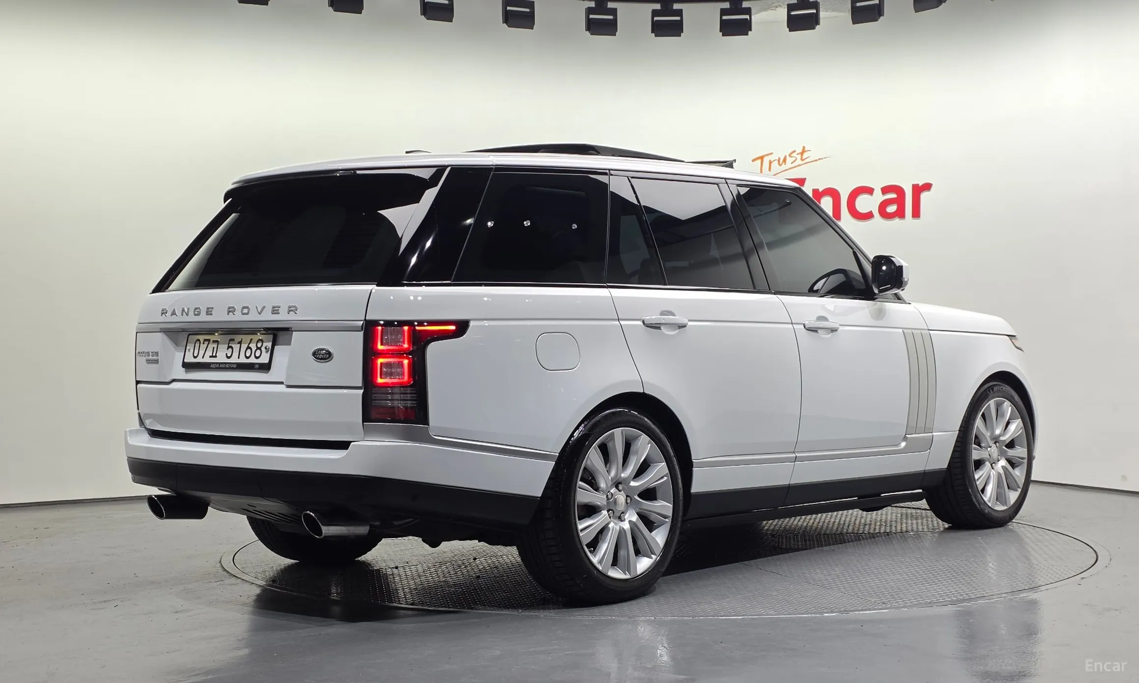 Land Rover Range Rover 4th Generation превью 2