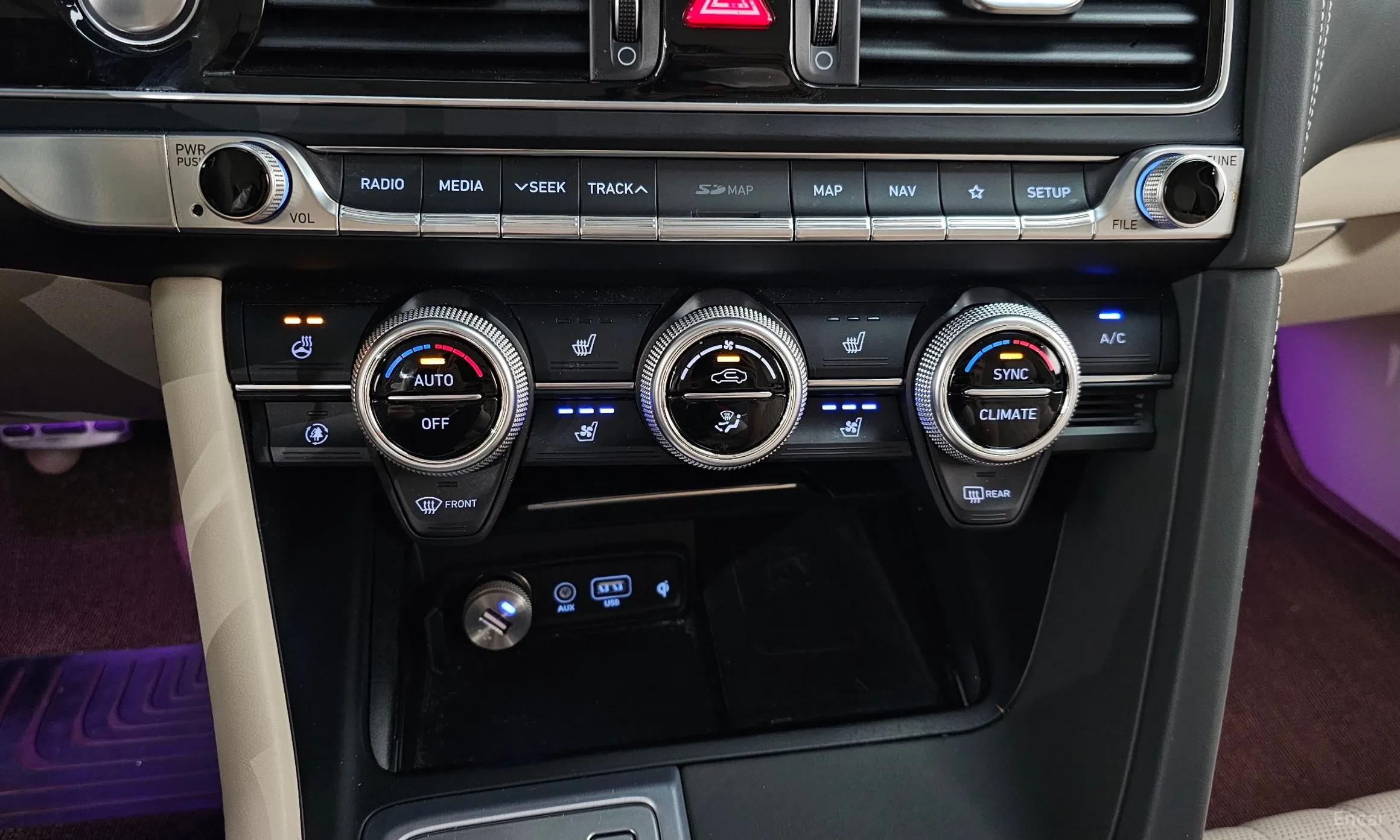 Genesis G70 превью 17