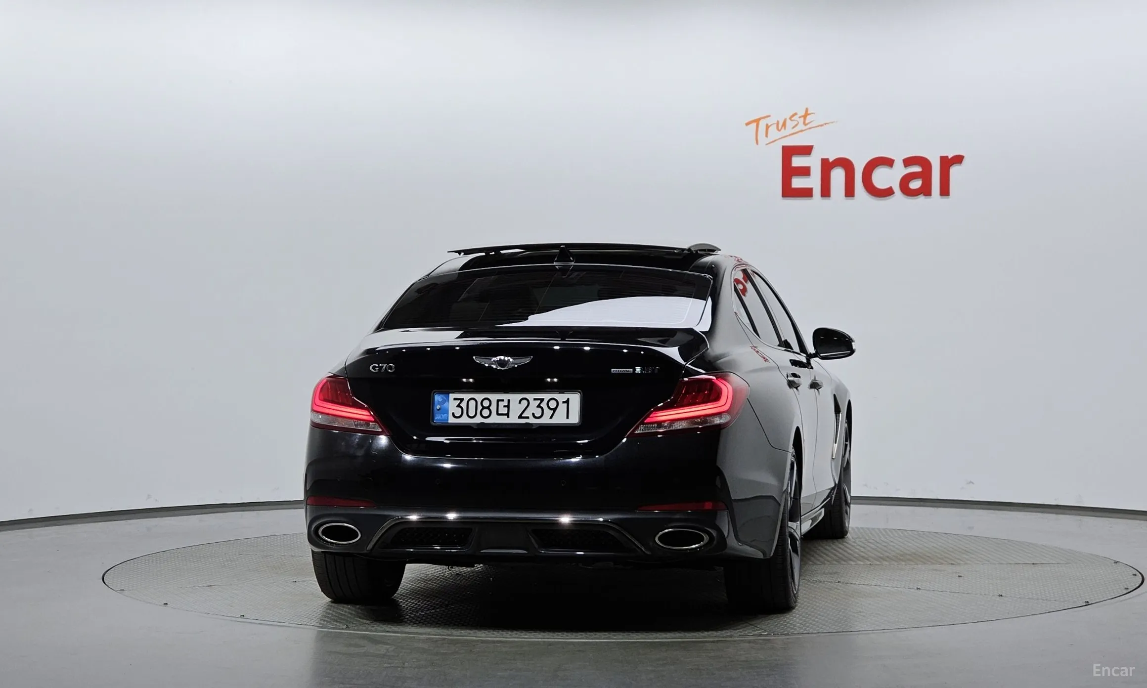 Genesis G70 превью 4
