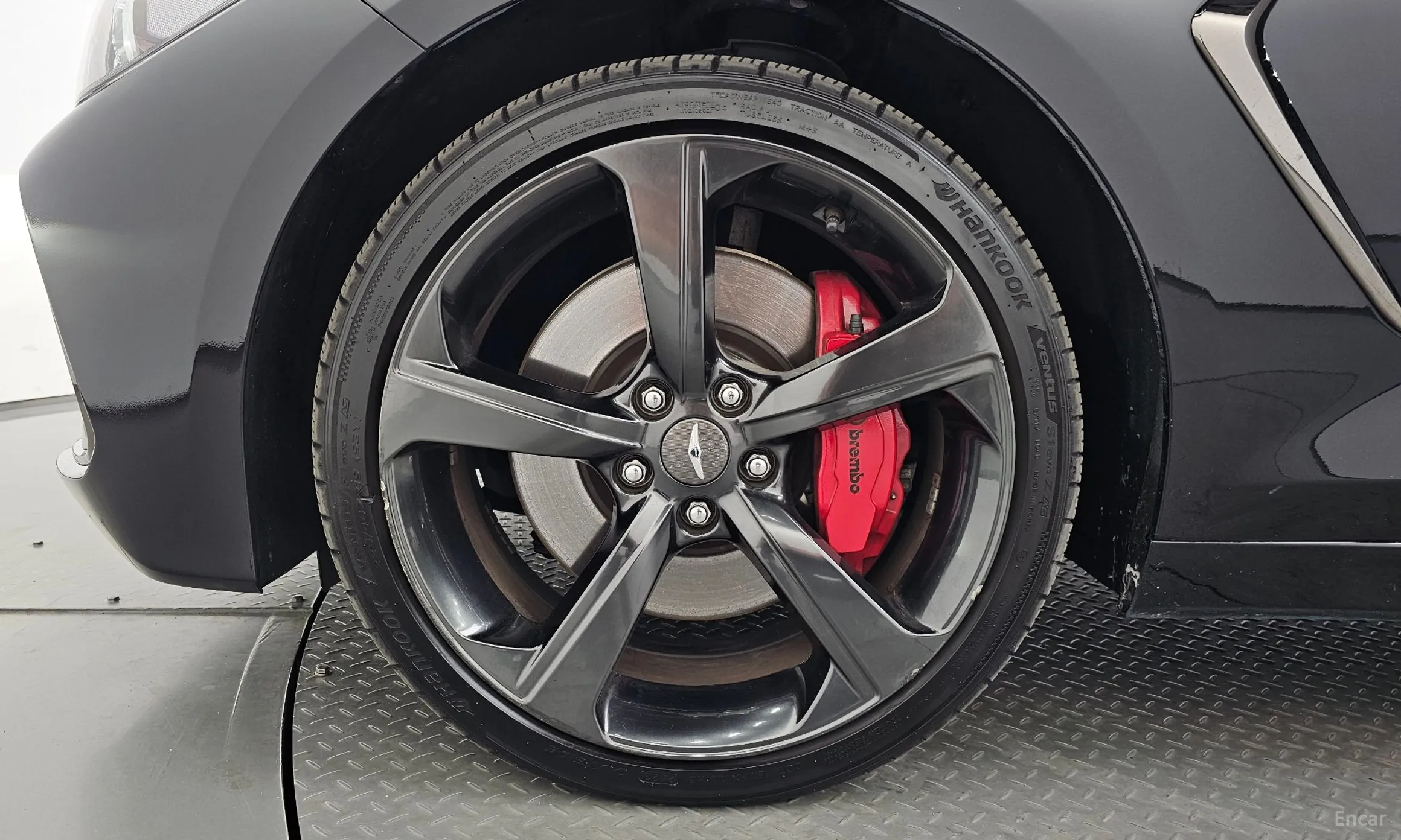 Genesis G70 превью 5