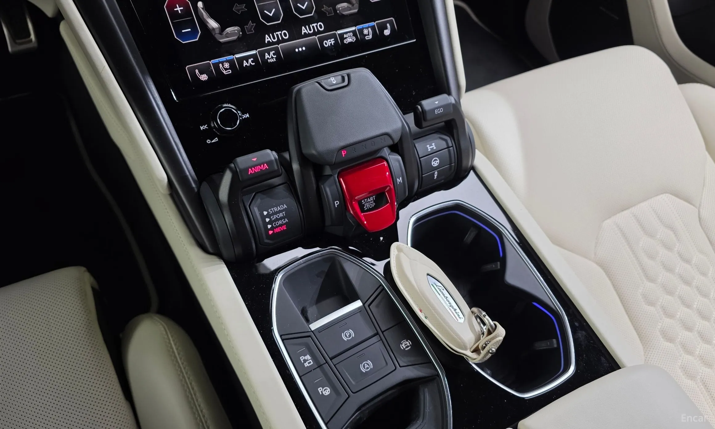 Lamborghini Urus превью 9