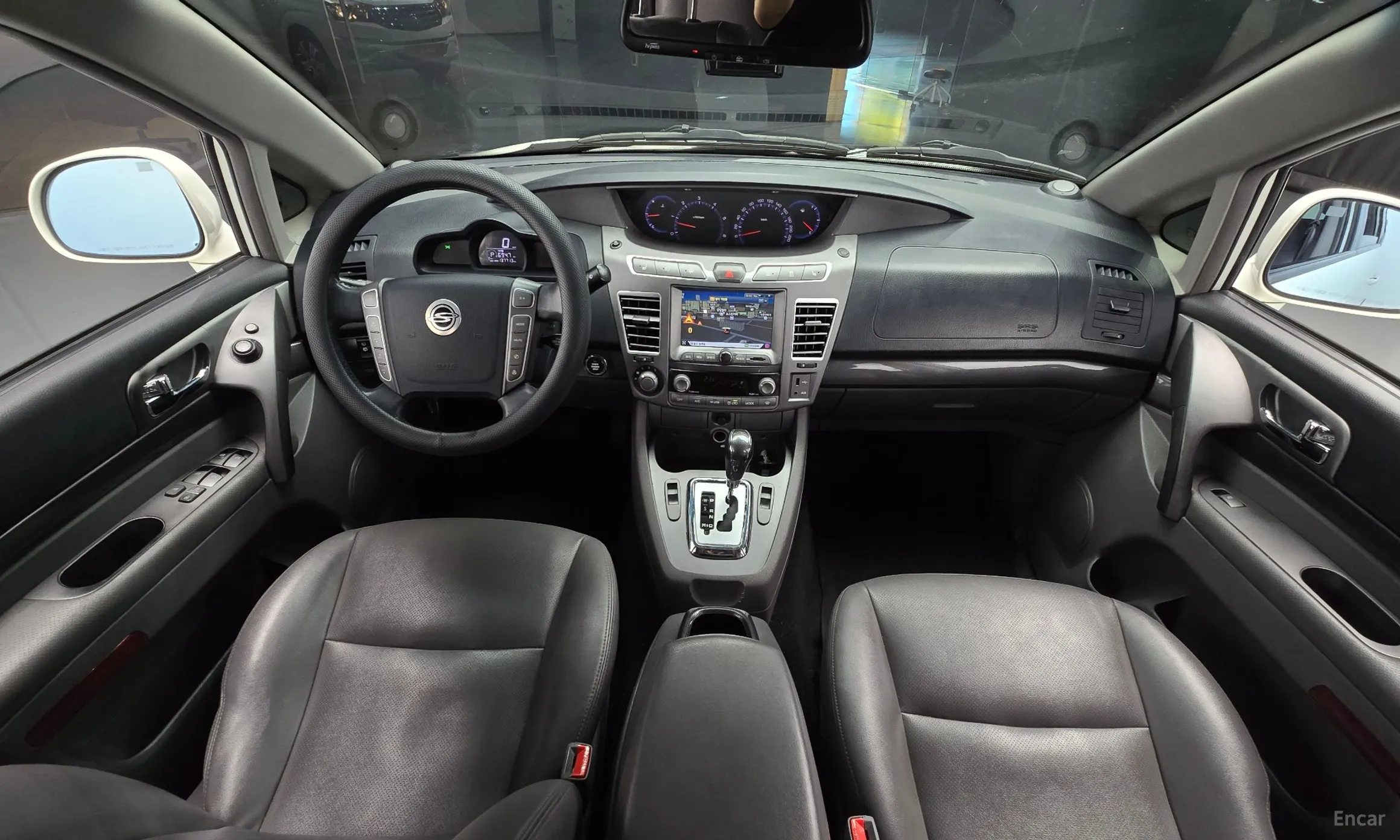 KG Mobility (SsangYong) Korando Turismo превью 7
