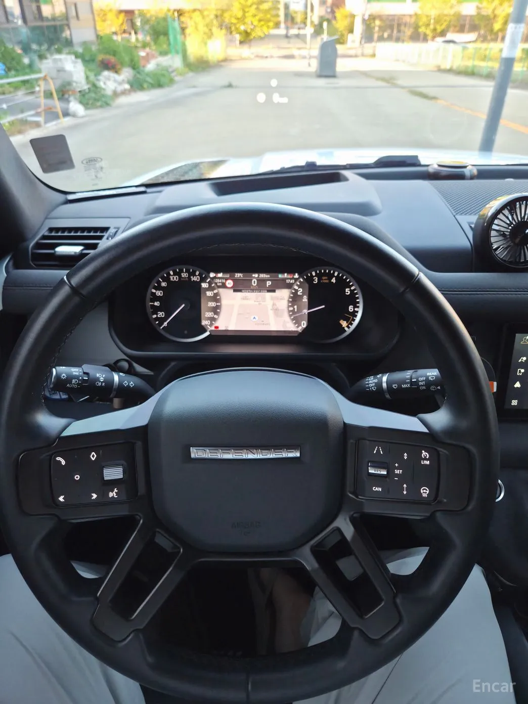 Land Rover Defender (L663) превью 8