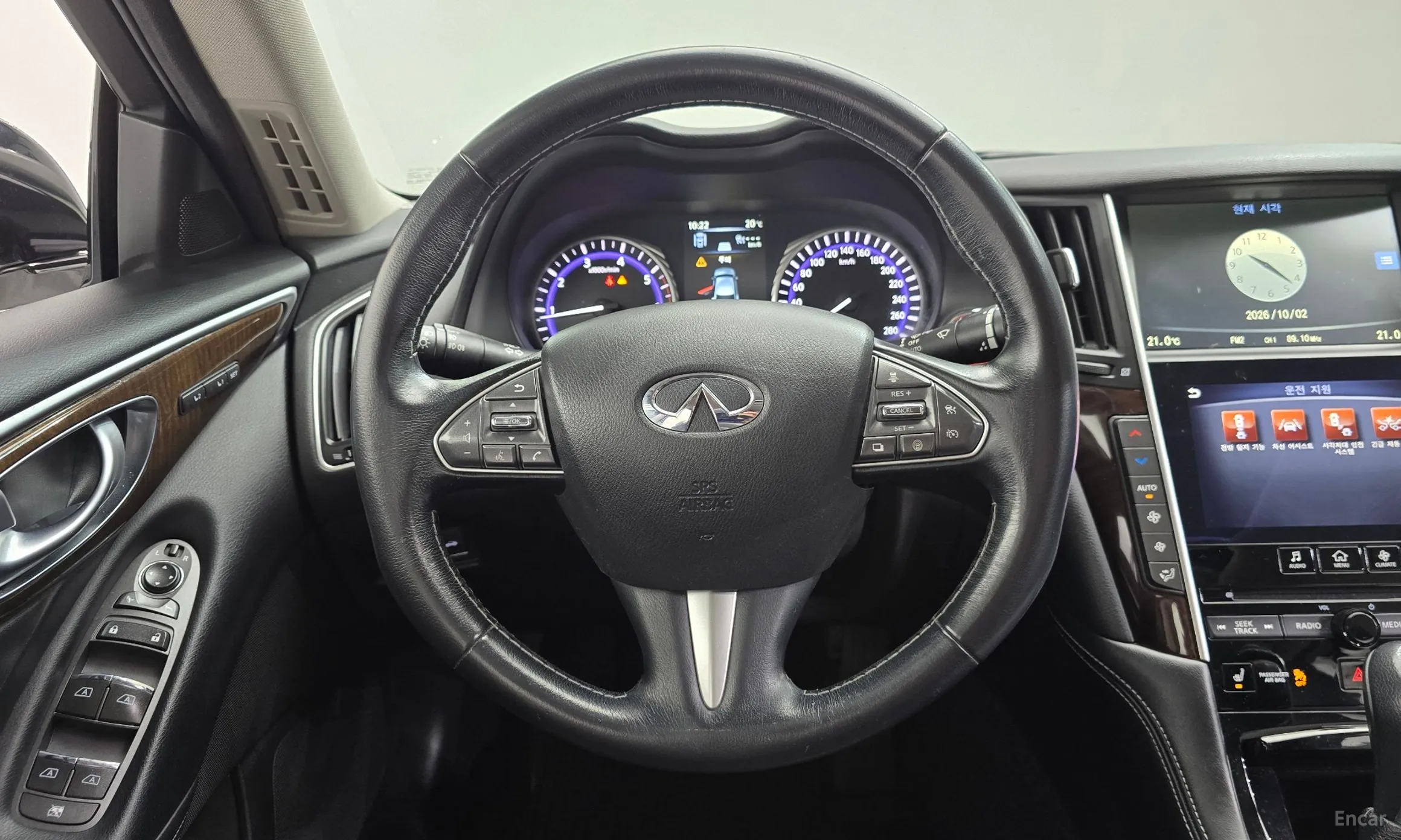 Infiniti Q50 превью 12