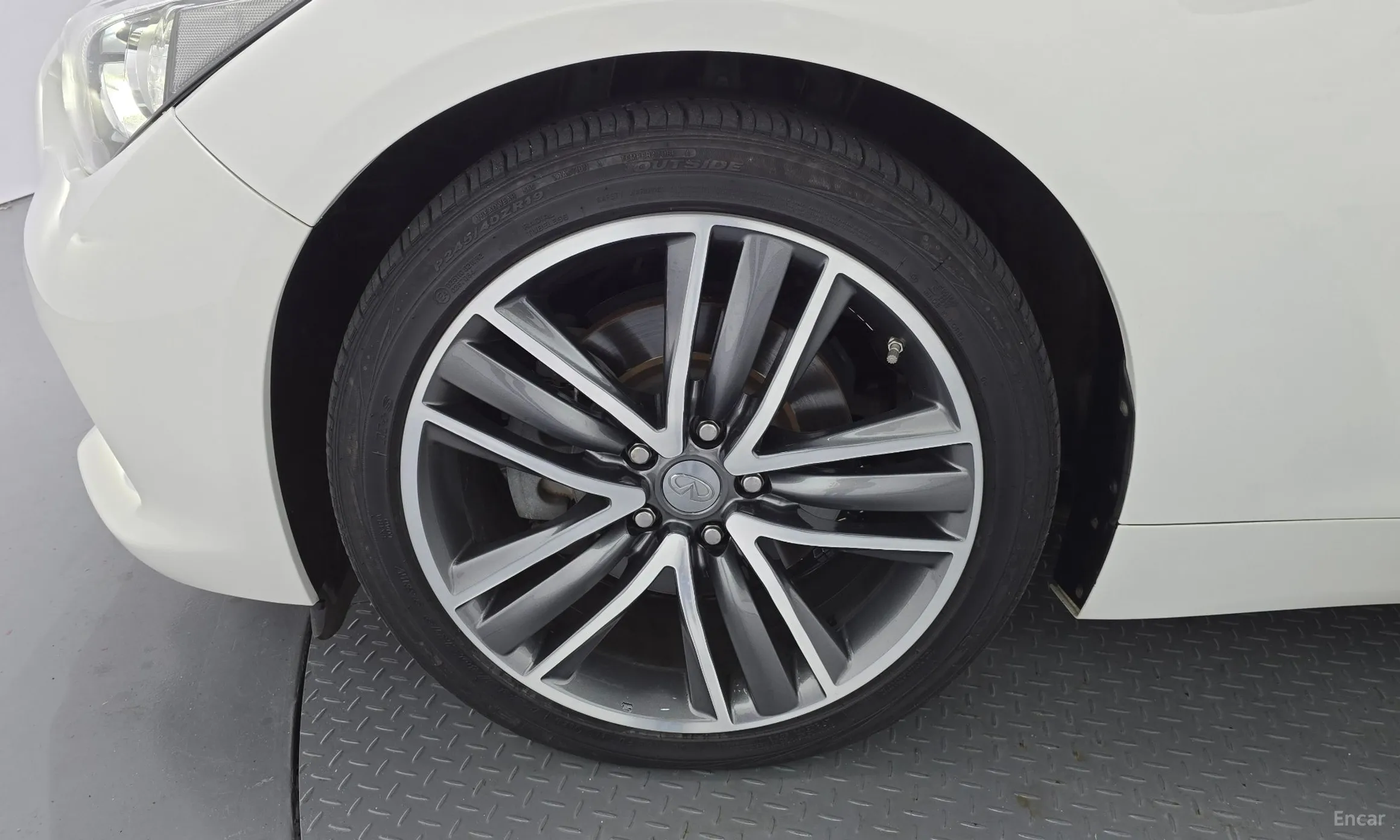 Infiniti Q50 превью 5