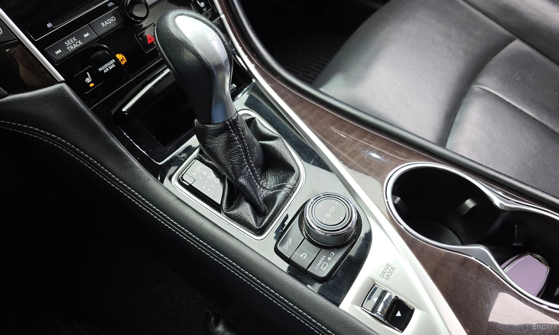Infiniti Q50 превью 9