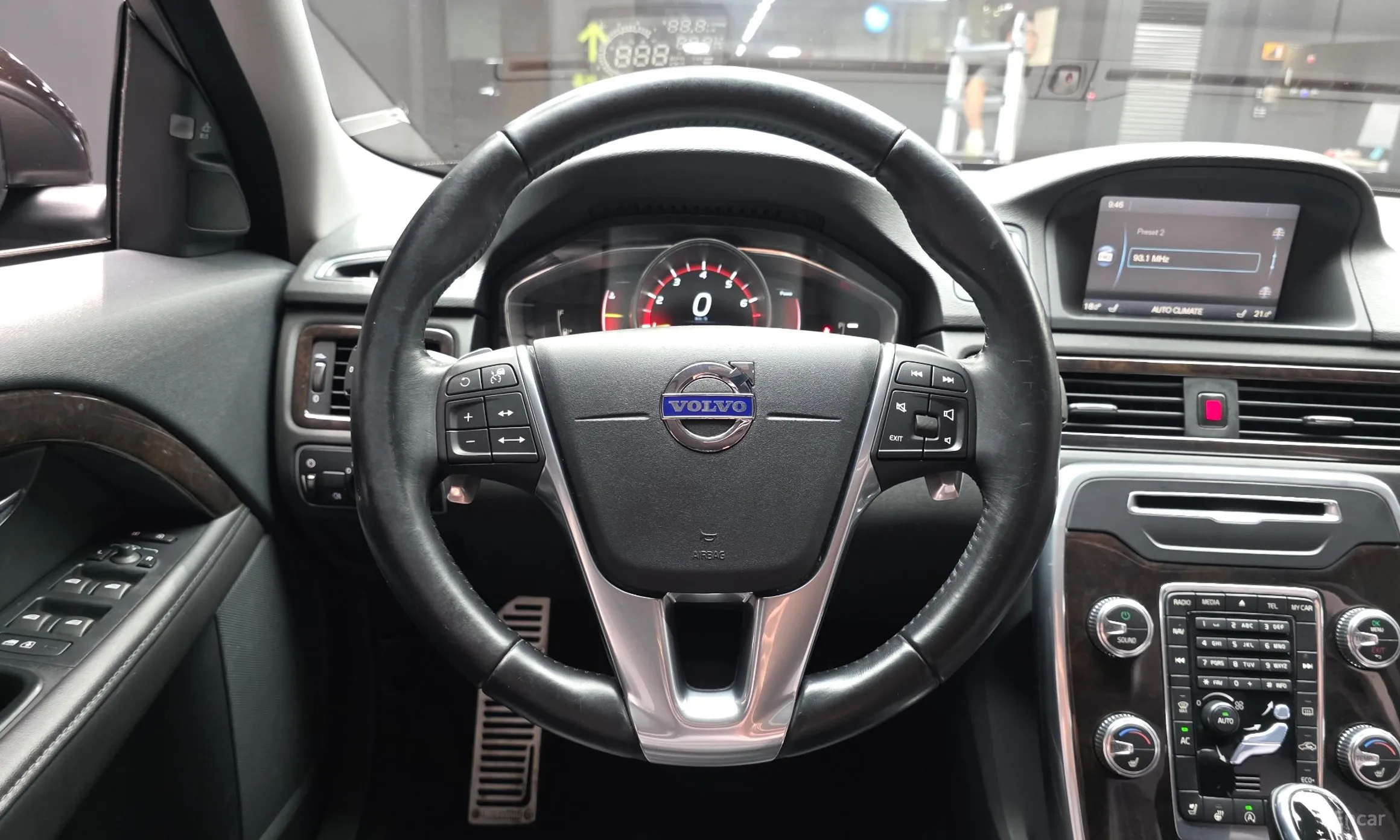 Volvo S80 превью 13