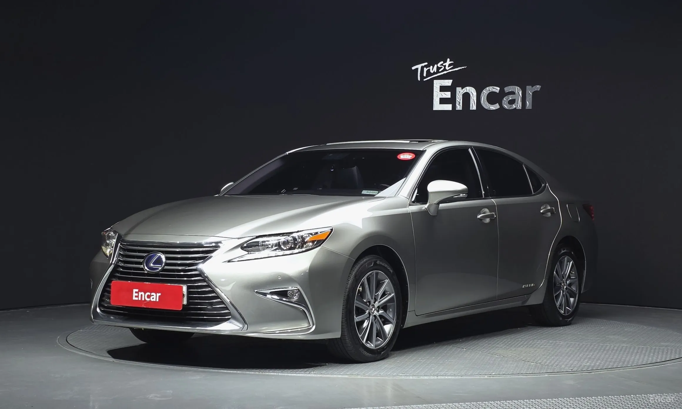 New ES300h