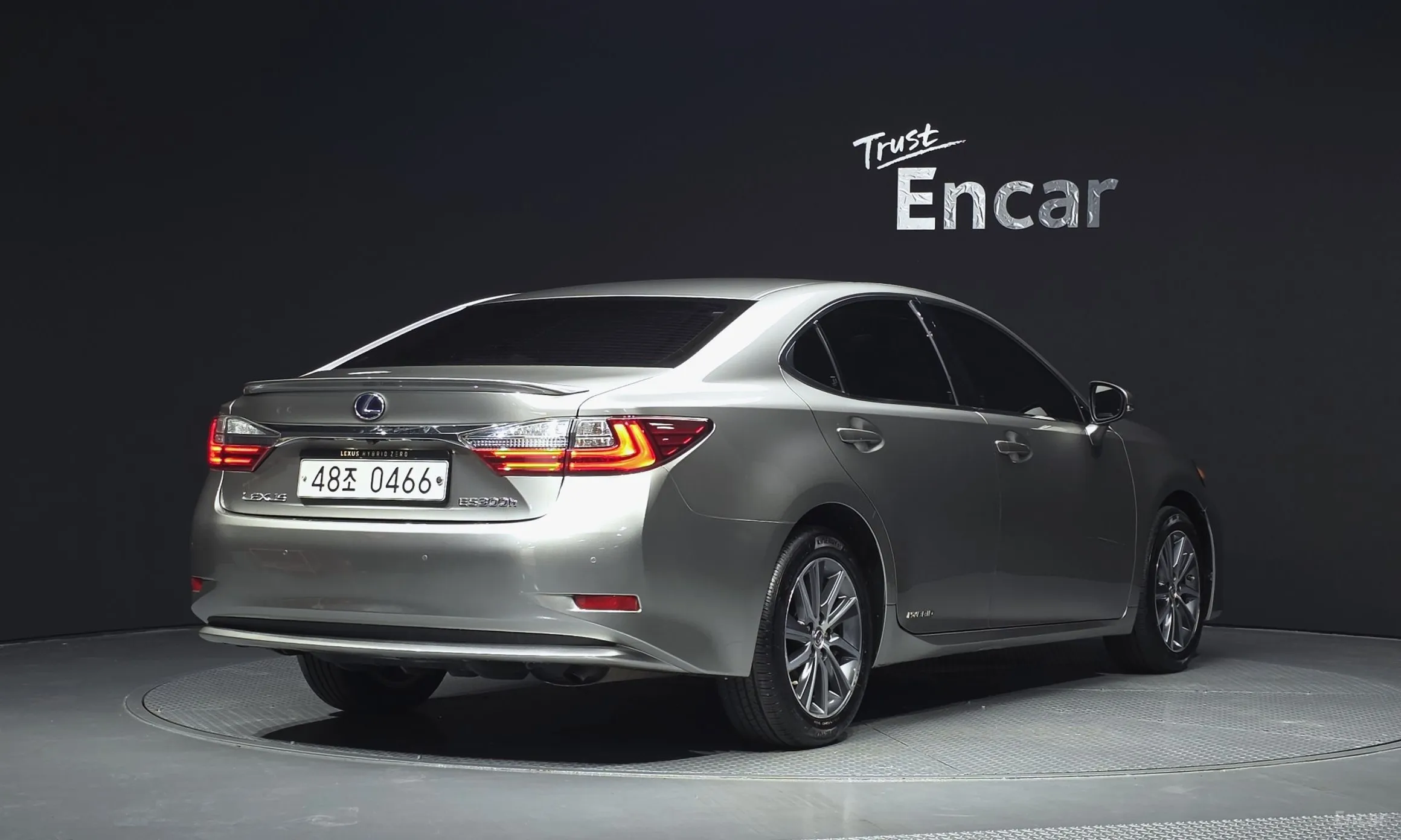 Lexus New ES300h превью 2