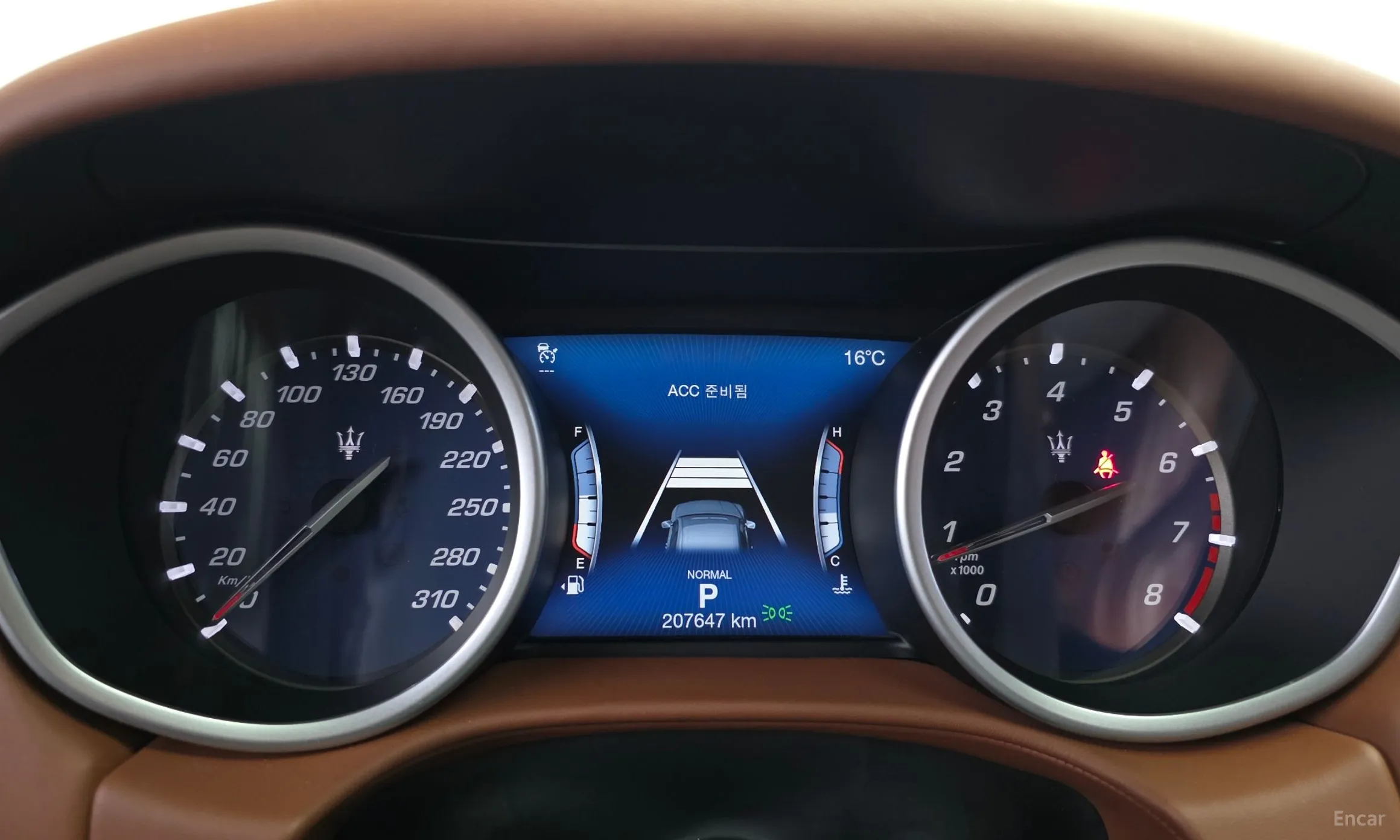 Maserati Ghibli превью 8