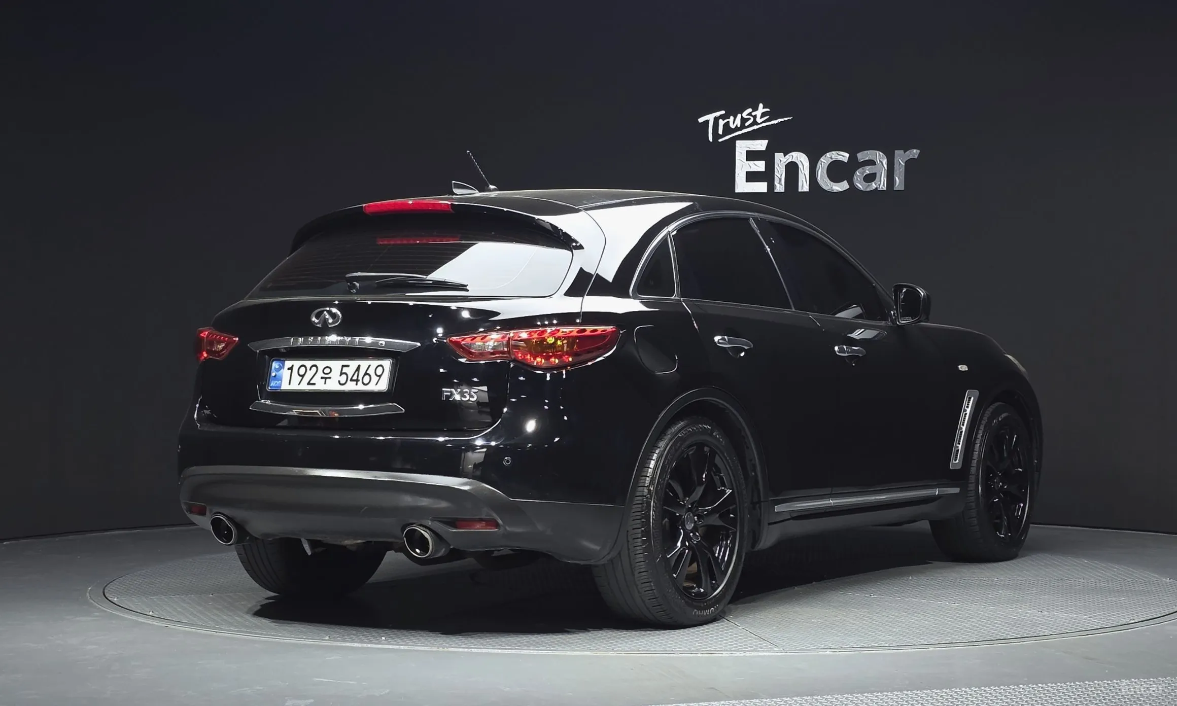 Infiniti FX35