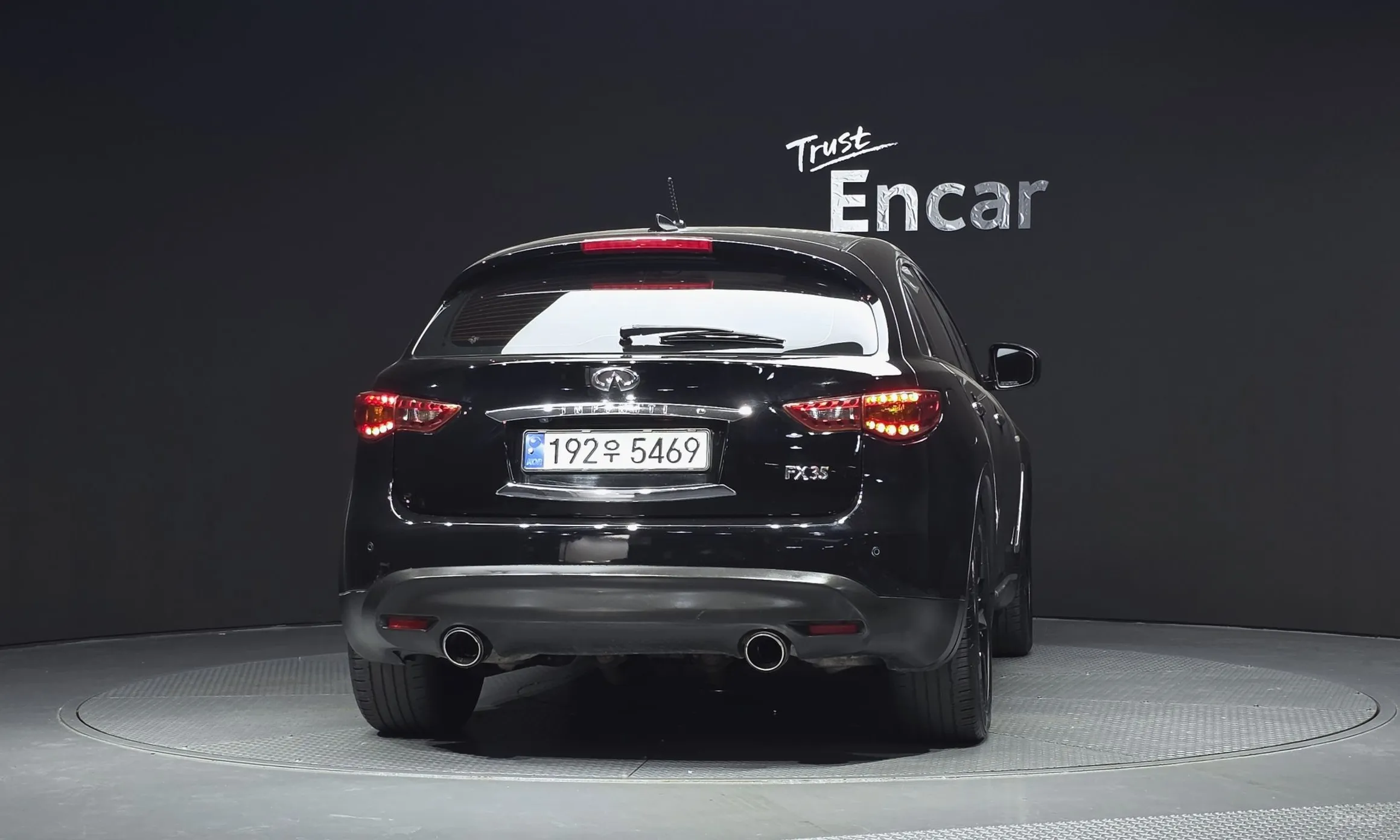 Infiniti FX35 превью 4