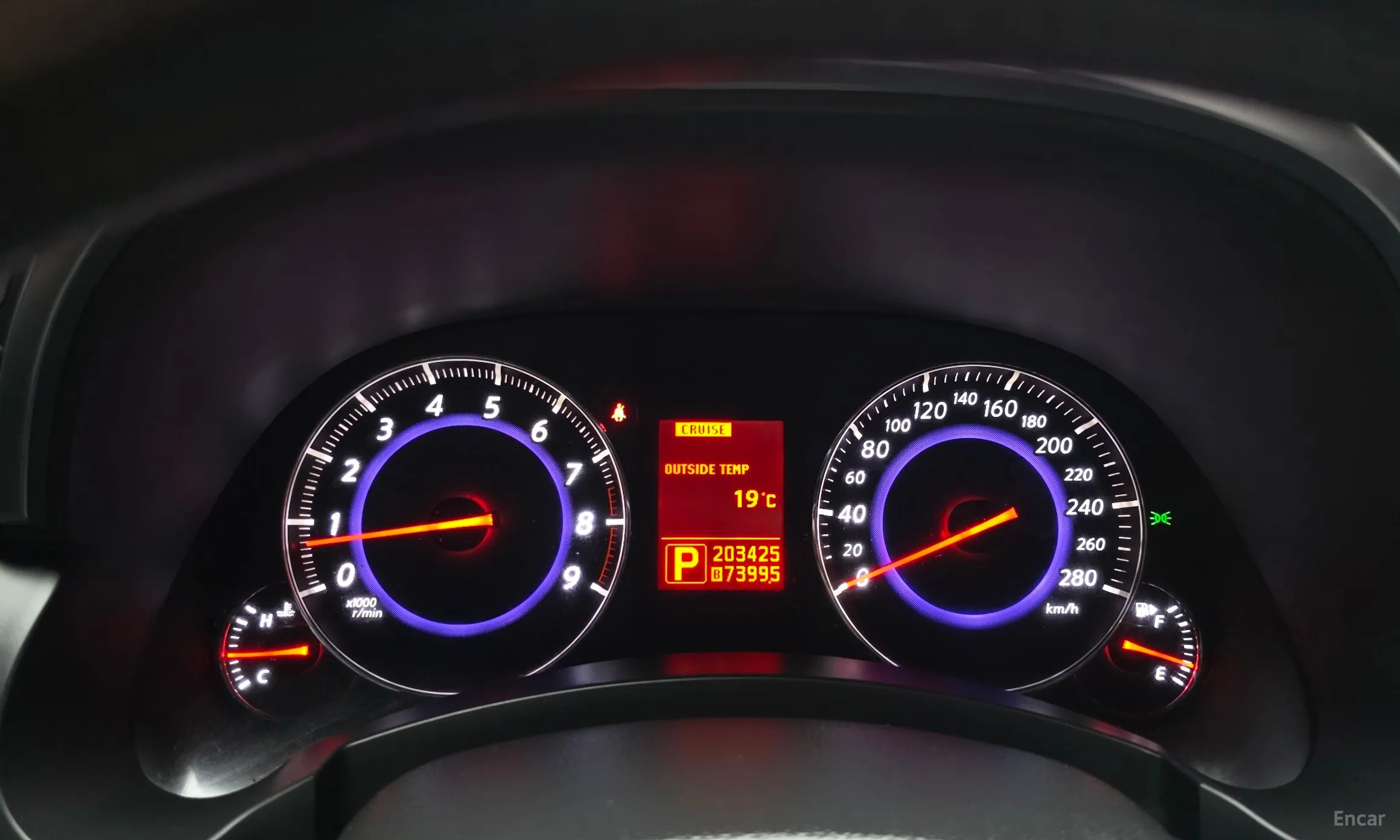 Infiniti FX35 превью 8