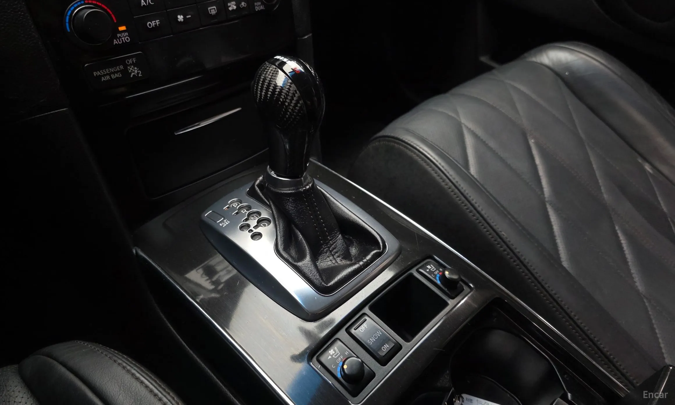 Infiniti FX35 превью 9