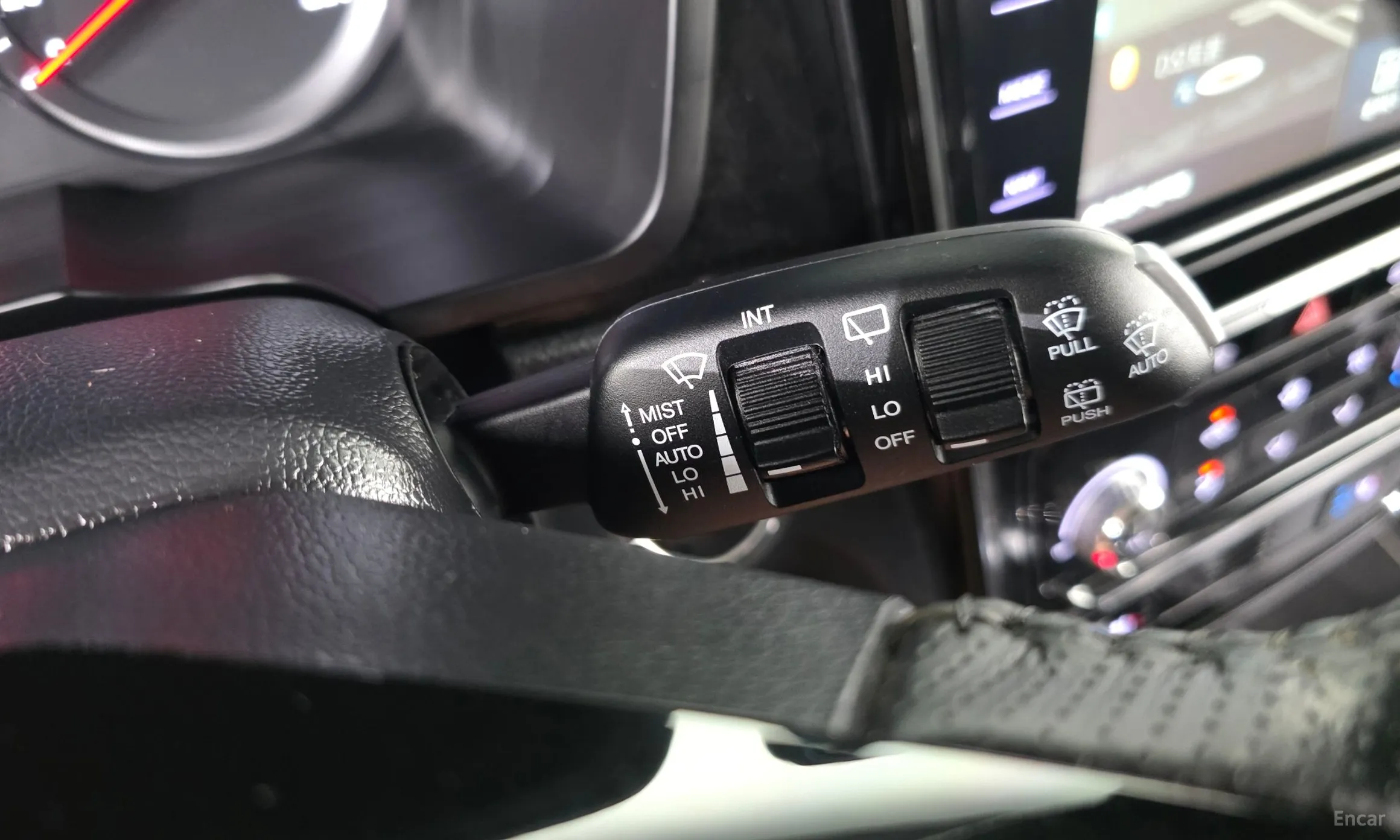 KG Mobility (SsangYong) Berry New Tivoli превью 20