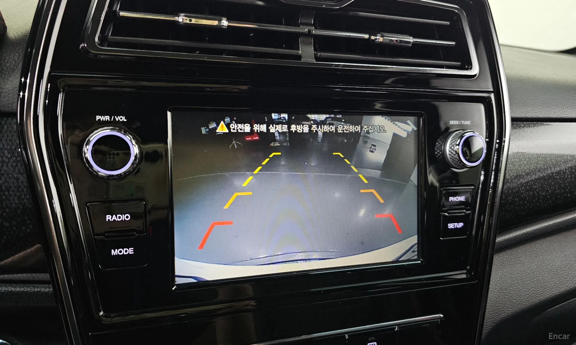 KG Mobility (SsangYong) Berry New Tivoli превью 13