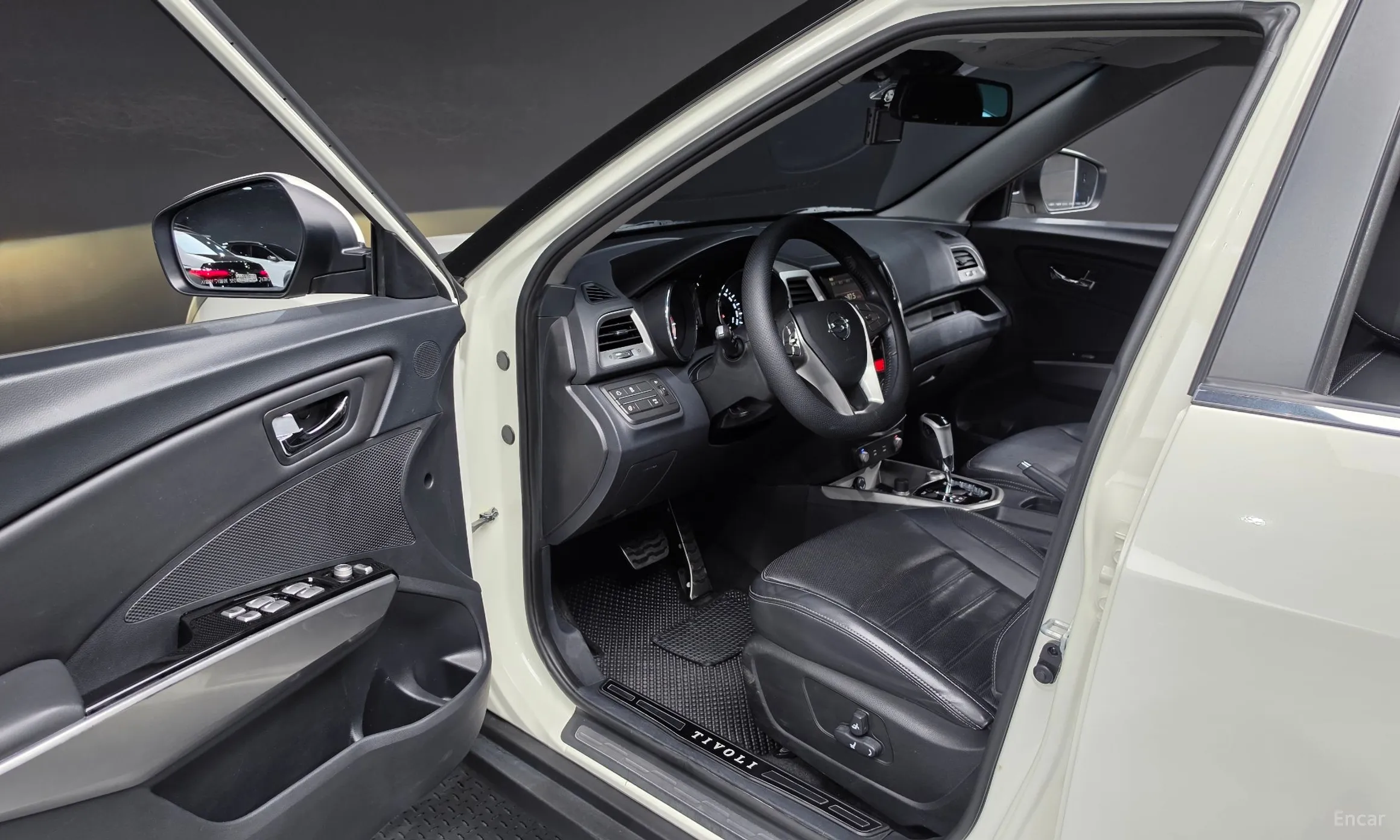 KG Mobility (SsangYong) Tivoli, Lazio превью 10