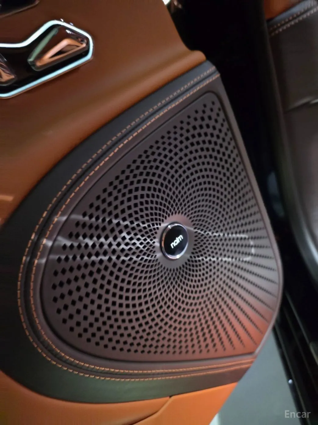 Bentley Flying Spur 3rd Generation превью 13