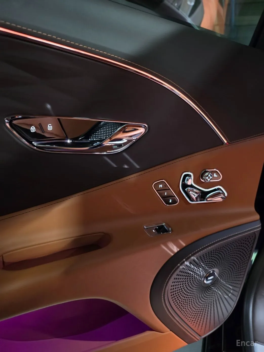 Bentley Flying Spur 3rd Generation превью 14