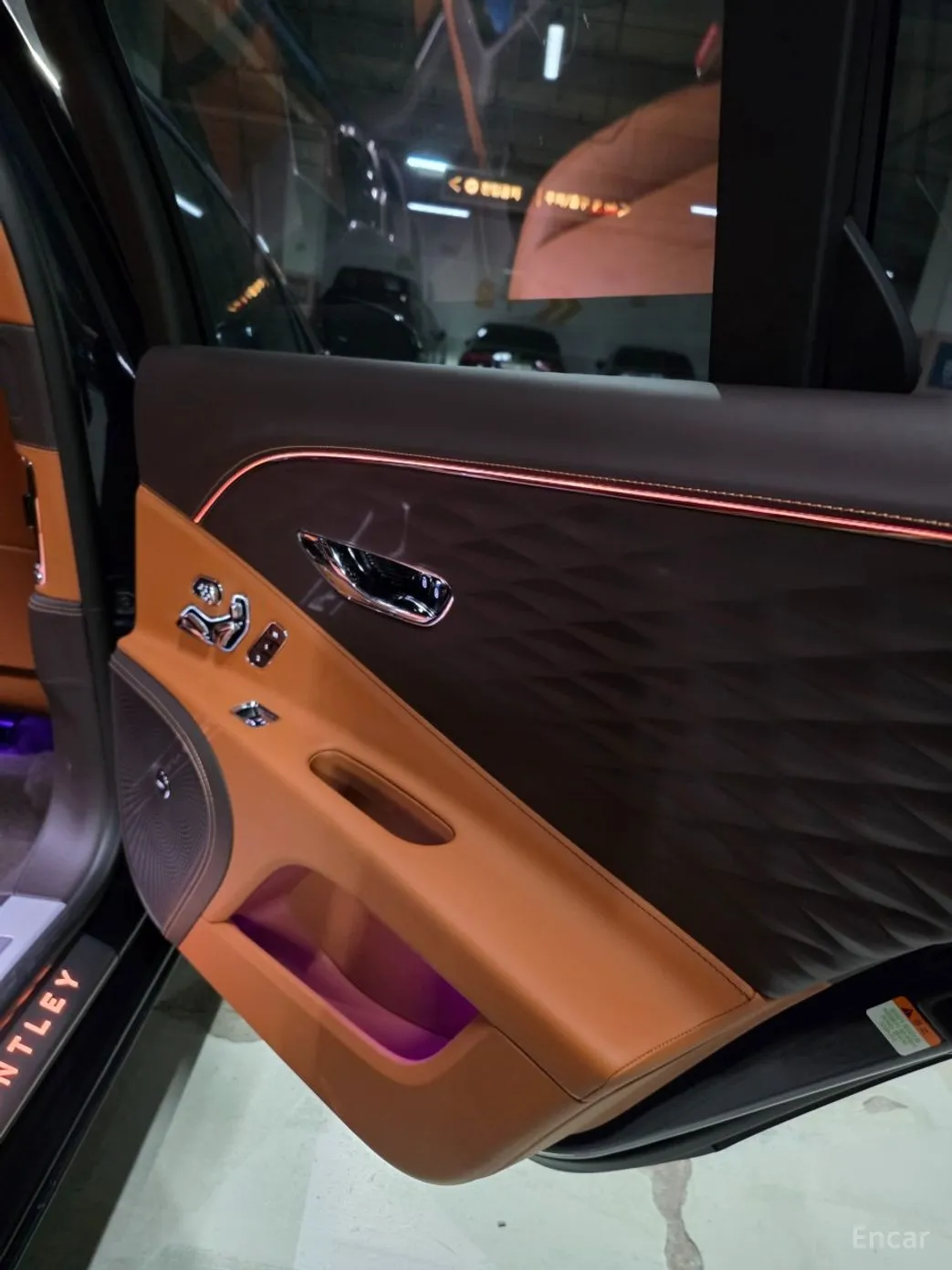 Bentley Flying Spur 3rd Generation превью 15