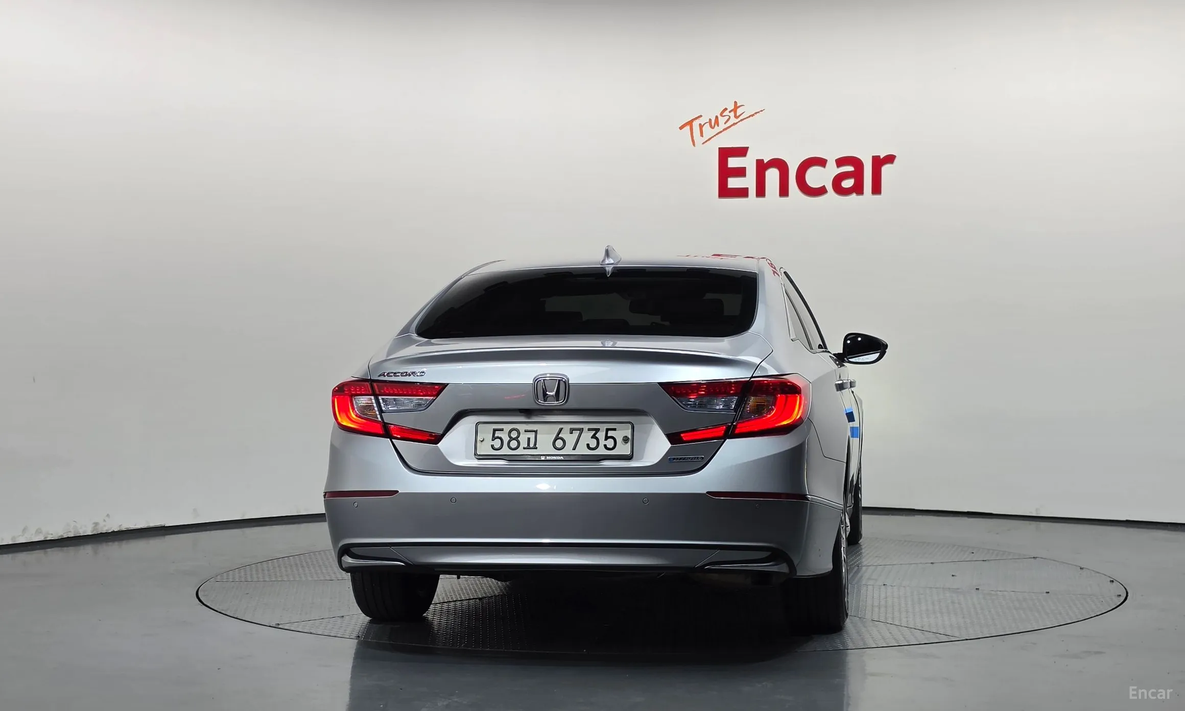 Honda Accord 10th Generation превью 4