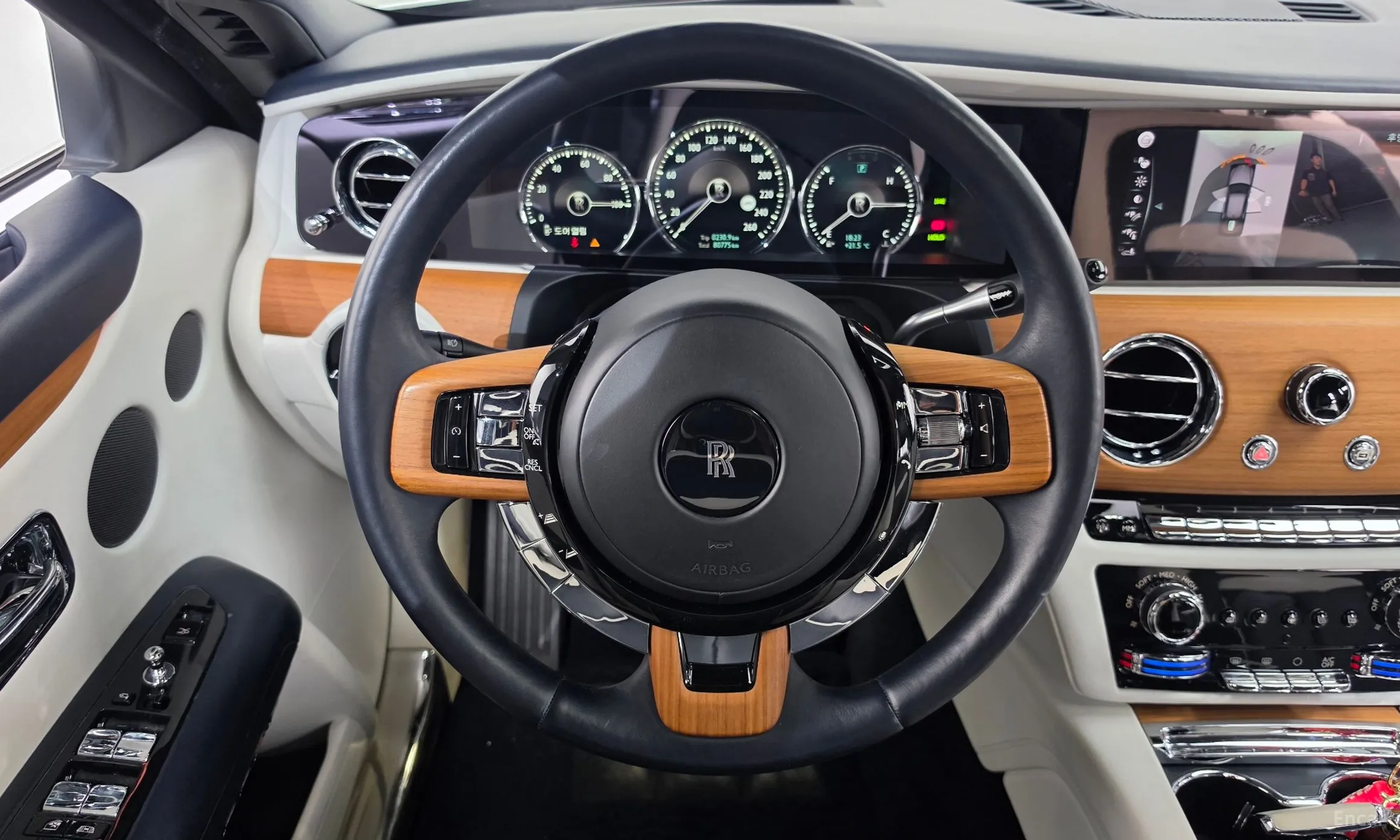 Rolls-Royce Ghost 2nd Generation превью 14