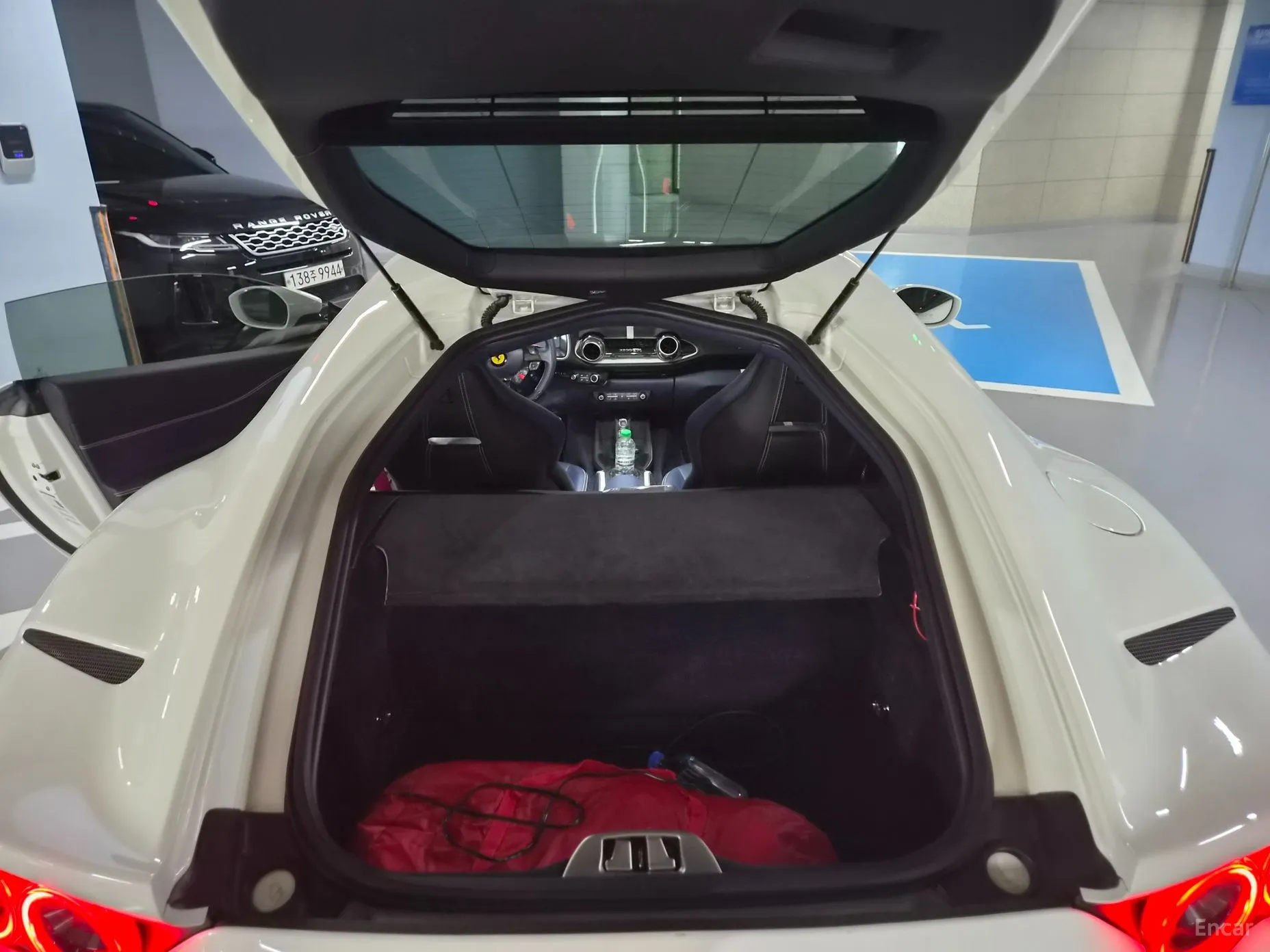 Ferrari 812 Superfast превью 15