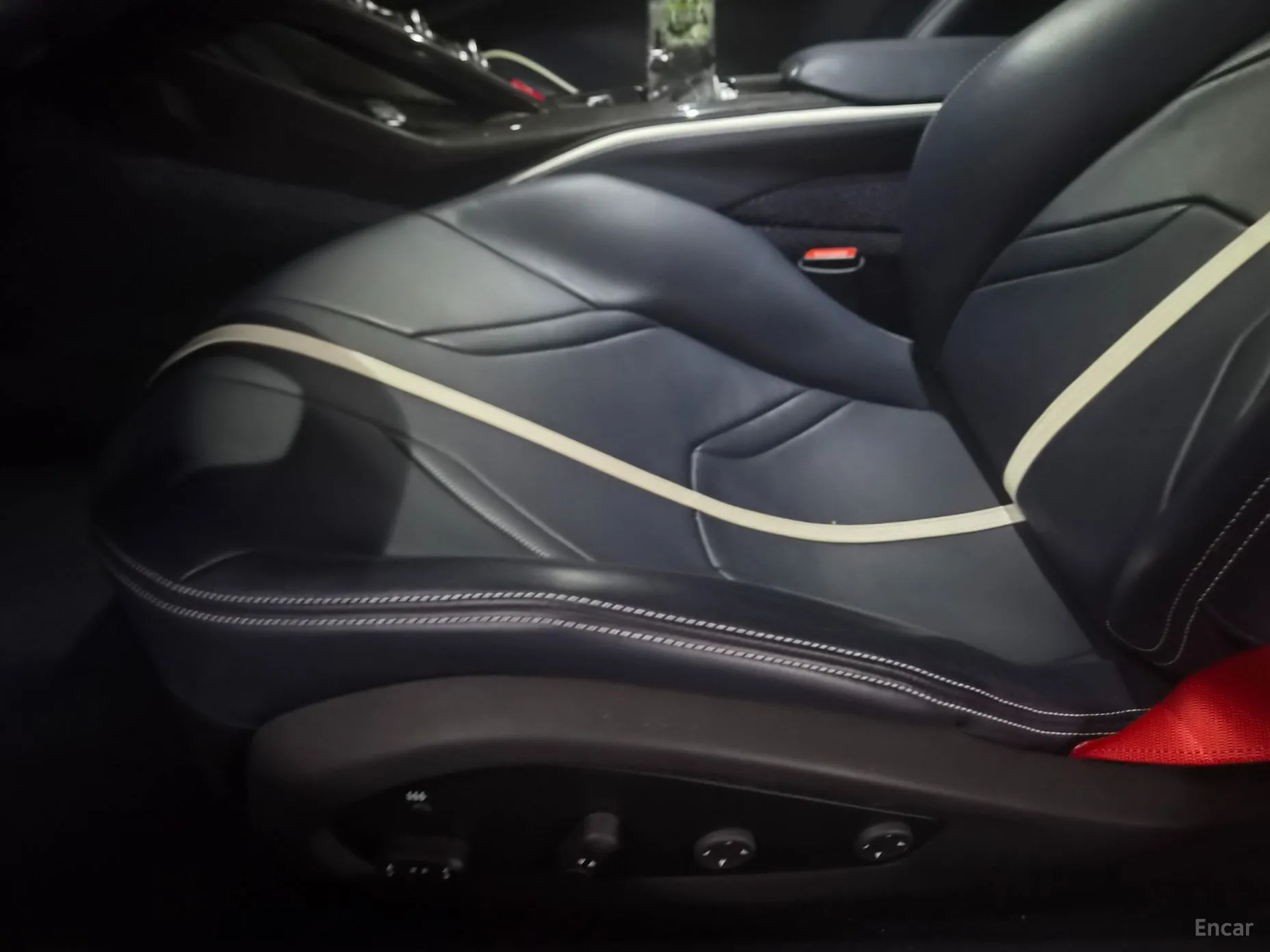 Ferrari 812 Superfast превью 17