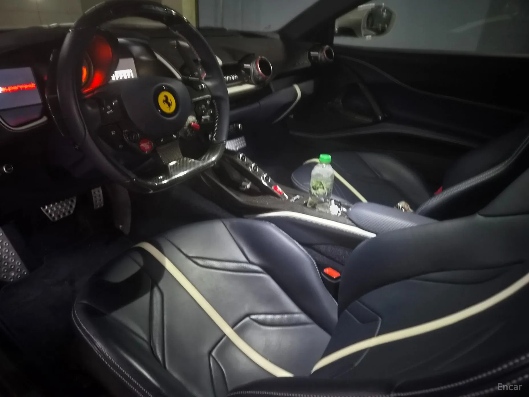 Ferrari 812 Superfast превью 7