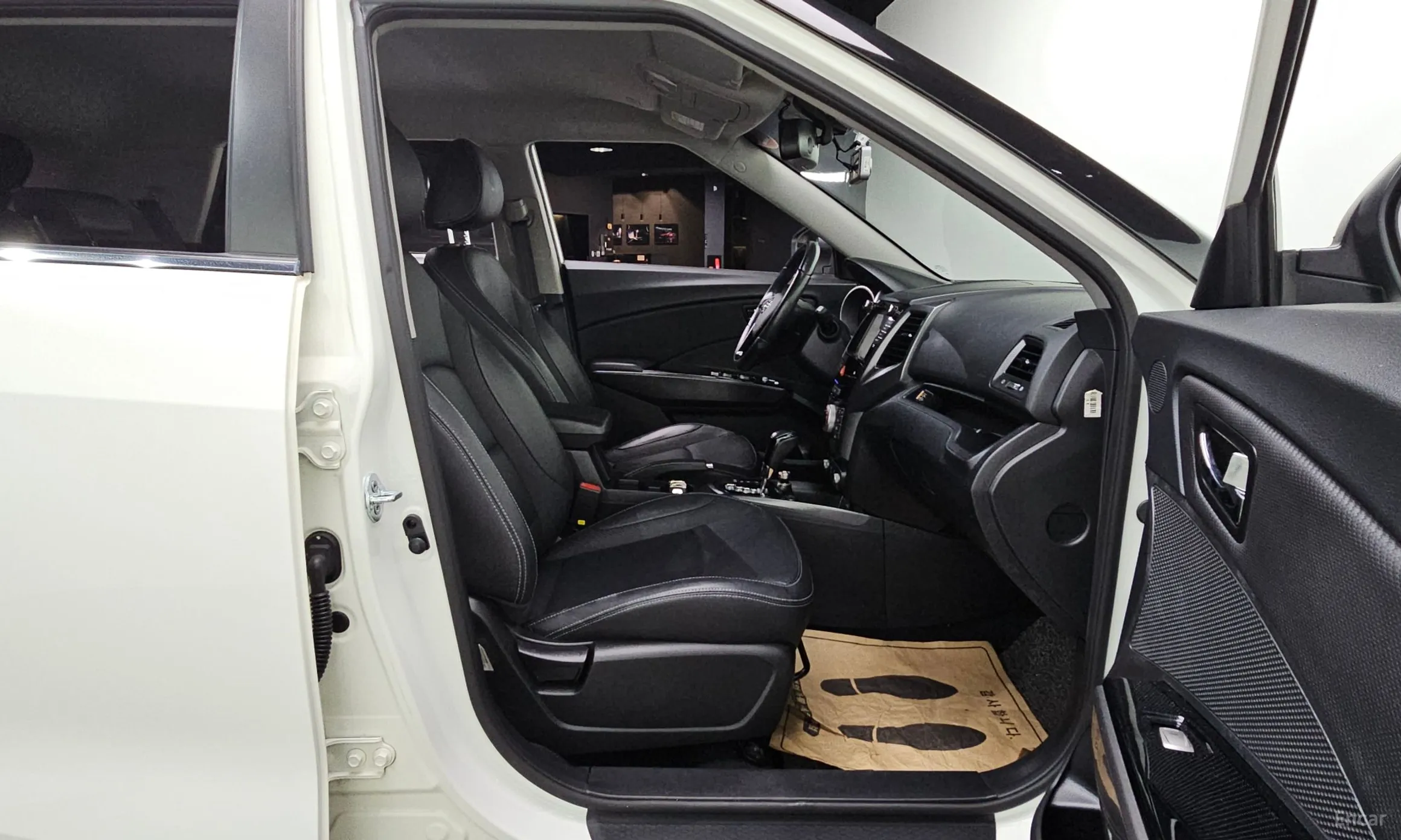 KG Mobility (SsangYong) Tivoli, Lazio превью 11